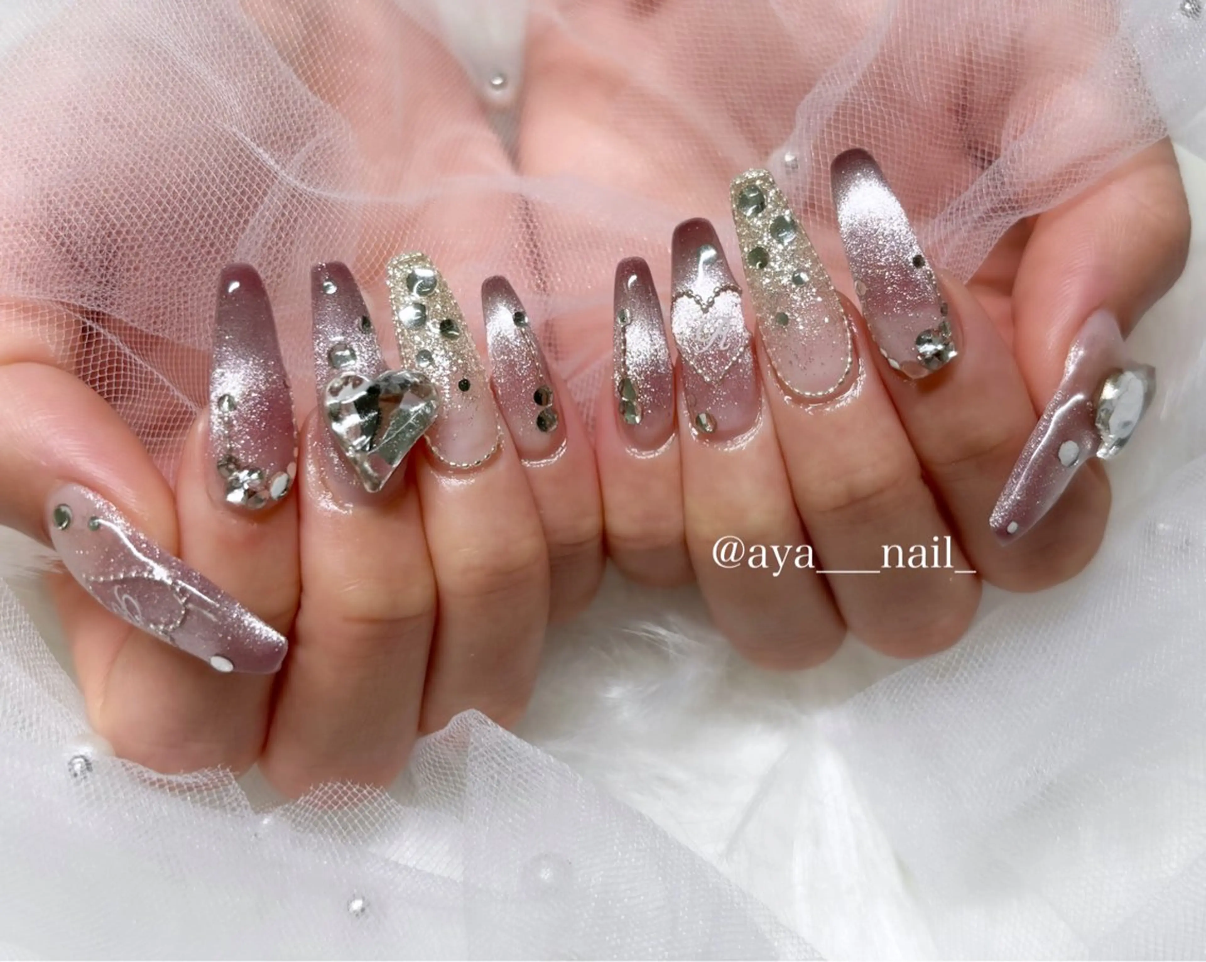 ネイル Roi〈ロワ〉 ayanaのネイルデザイン