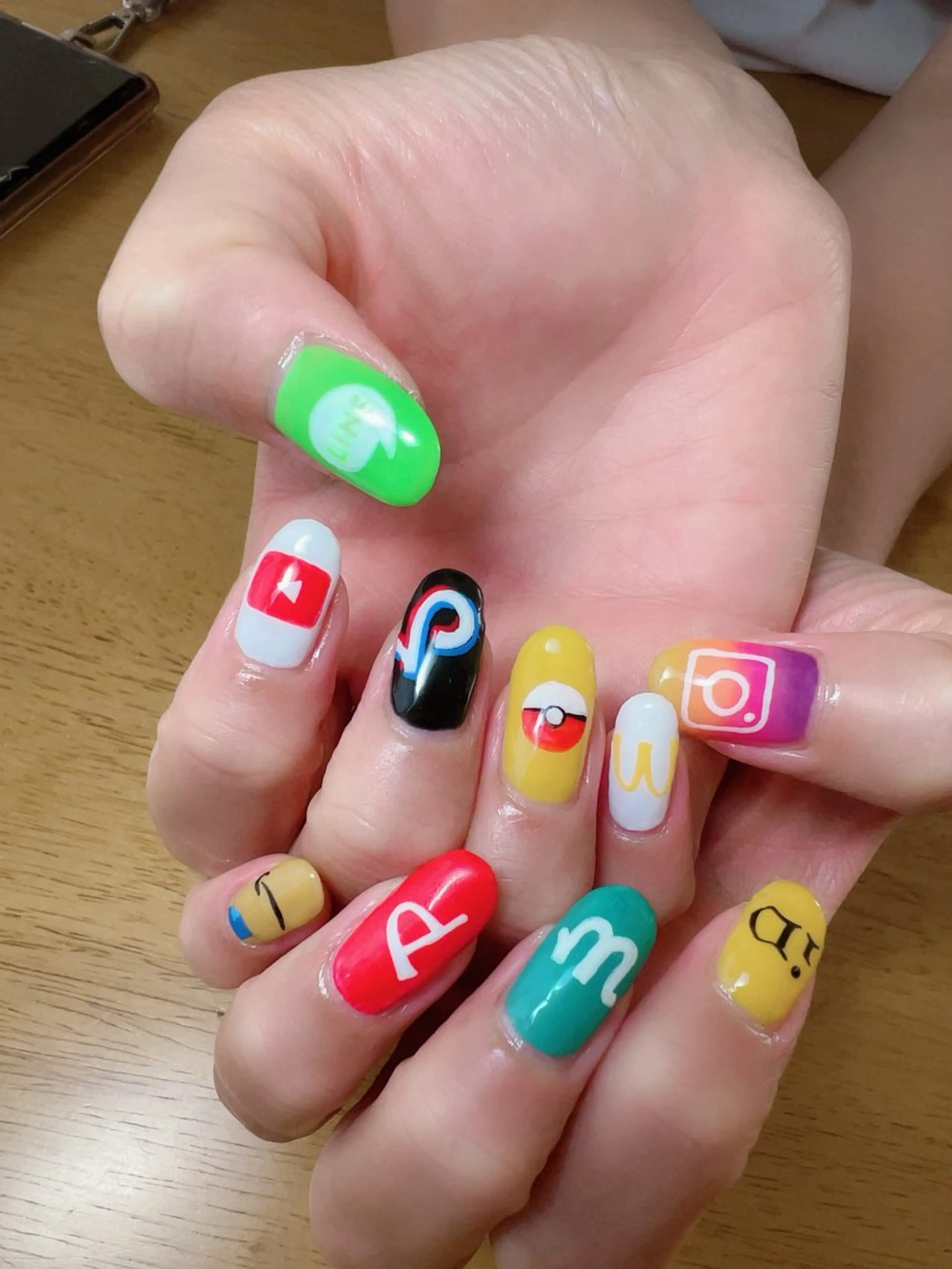 ネイル 小松 由香利のネイルデザイン