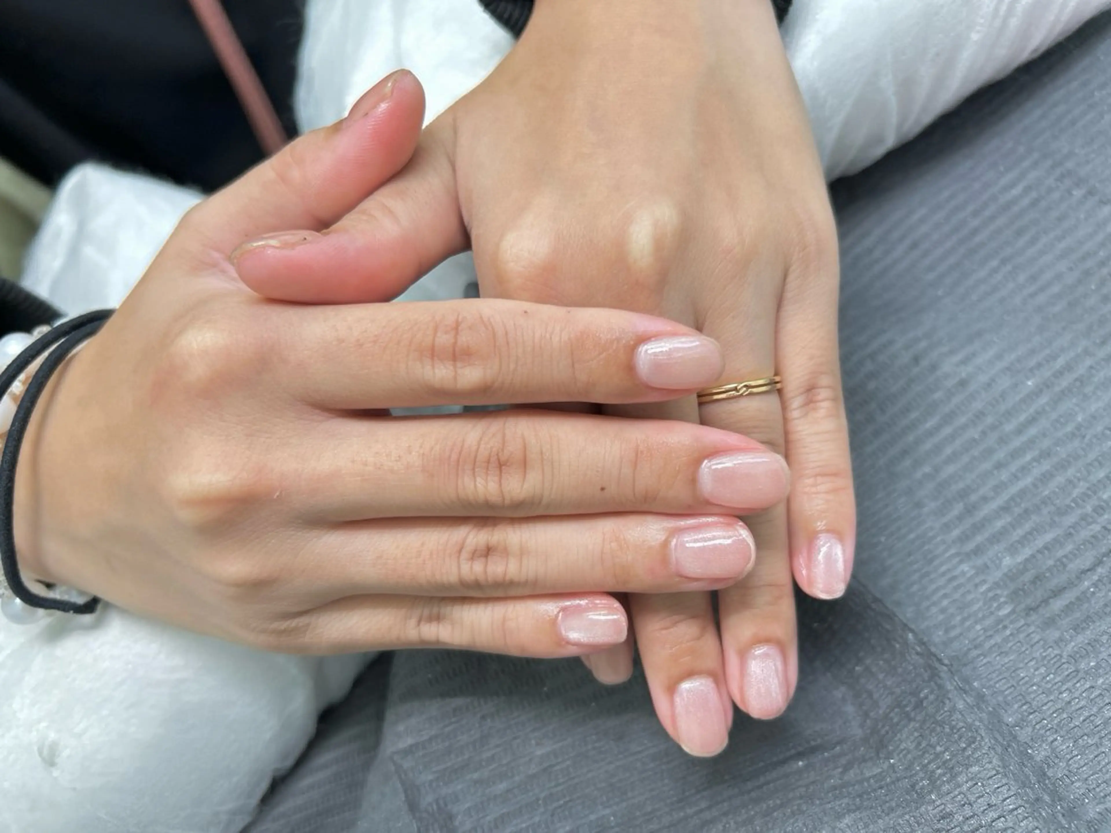 ネイル 卒業式 キラキラネイル マグネットネイル Olivia Blueのネイルデザイン