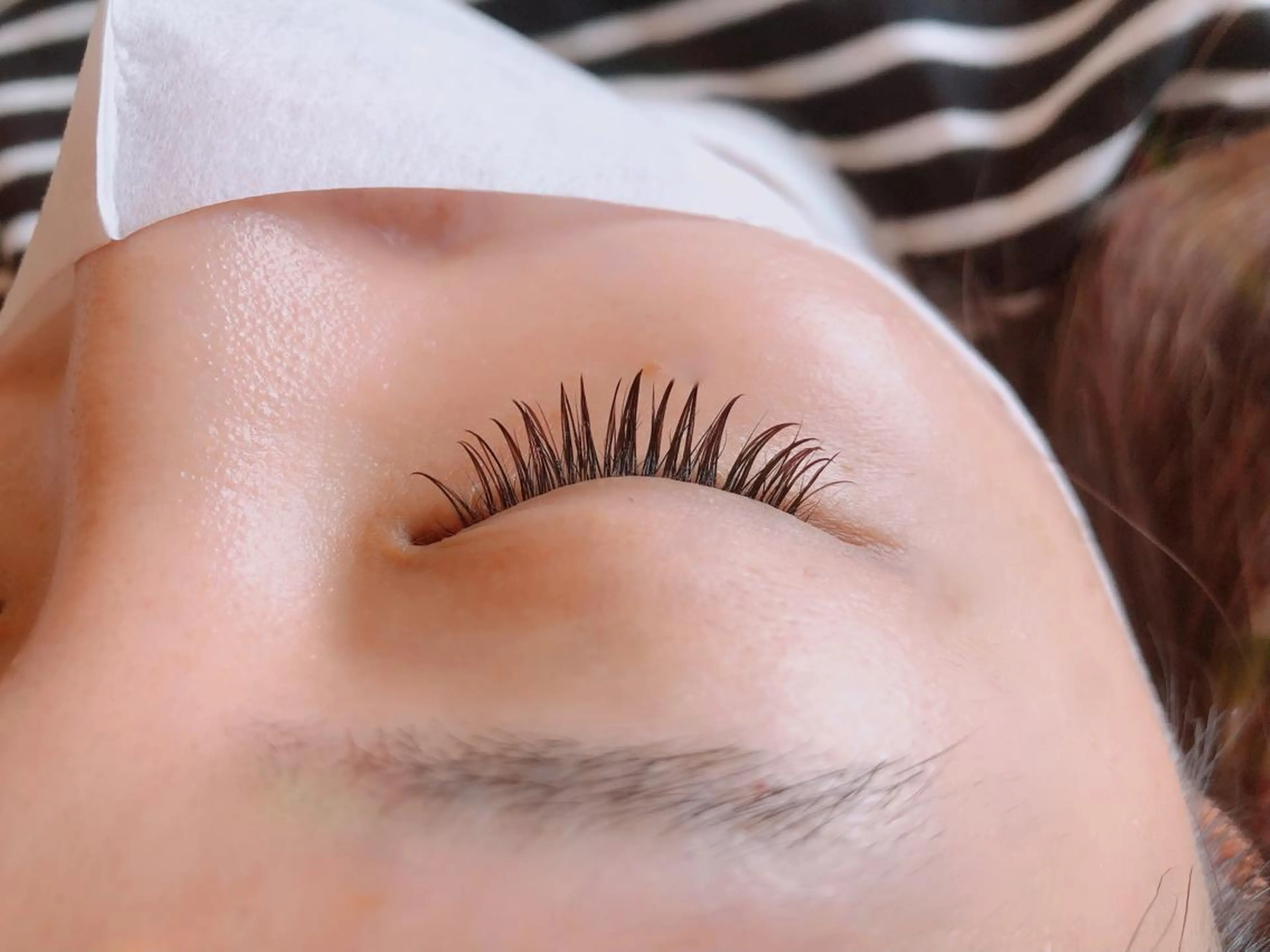 マツエク・マツパ カラーマツエク フラットラッシュ eyelash/eyebrow　salon Fika所属・水軒 朋美のマツエク・マツパデザイン
