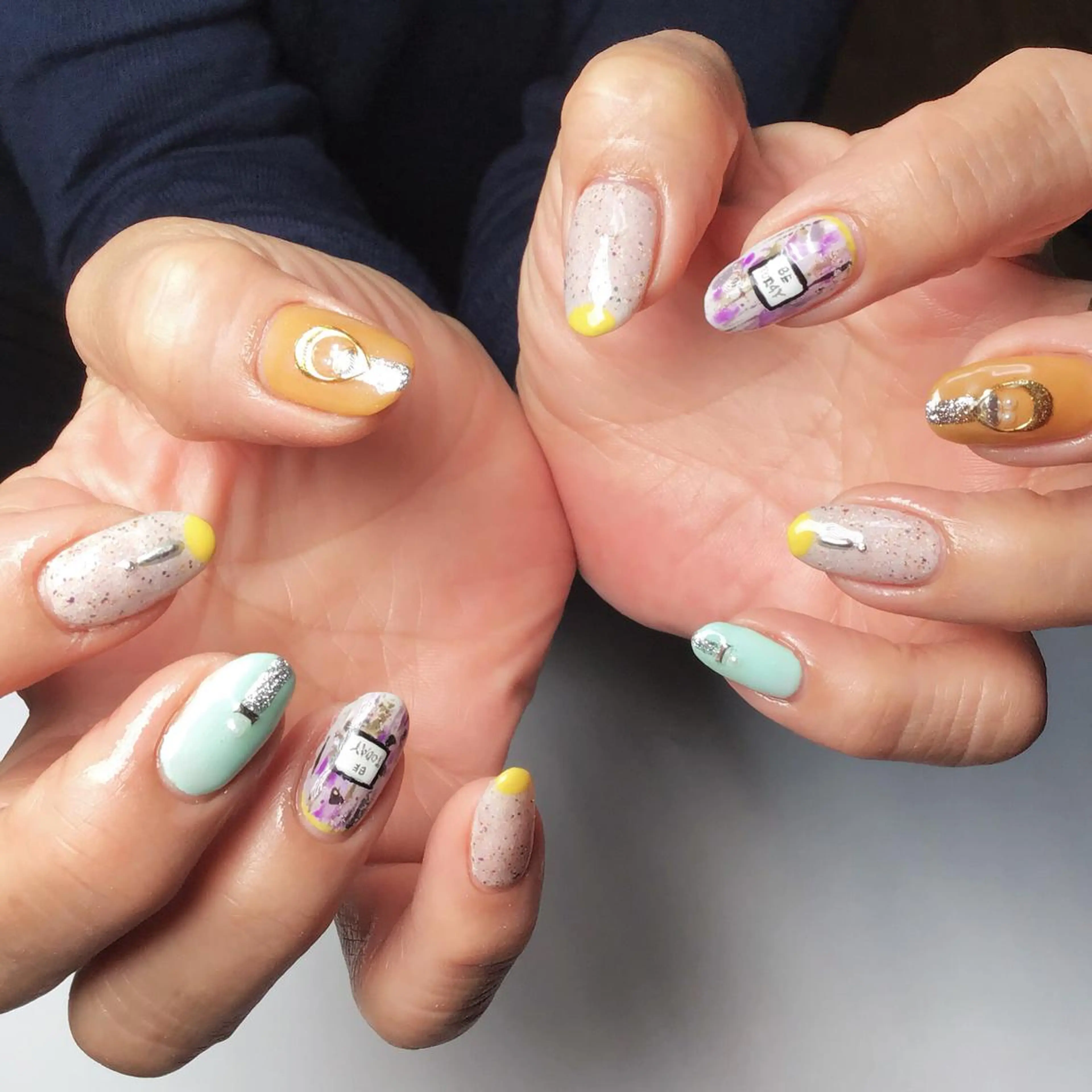 ネイル 持ち込み ハンドネイル gui amichantoco所属・gui amichanのネイルデザイン