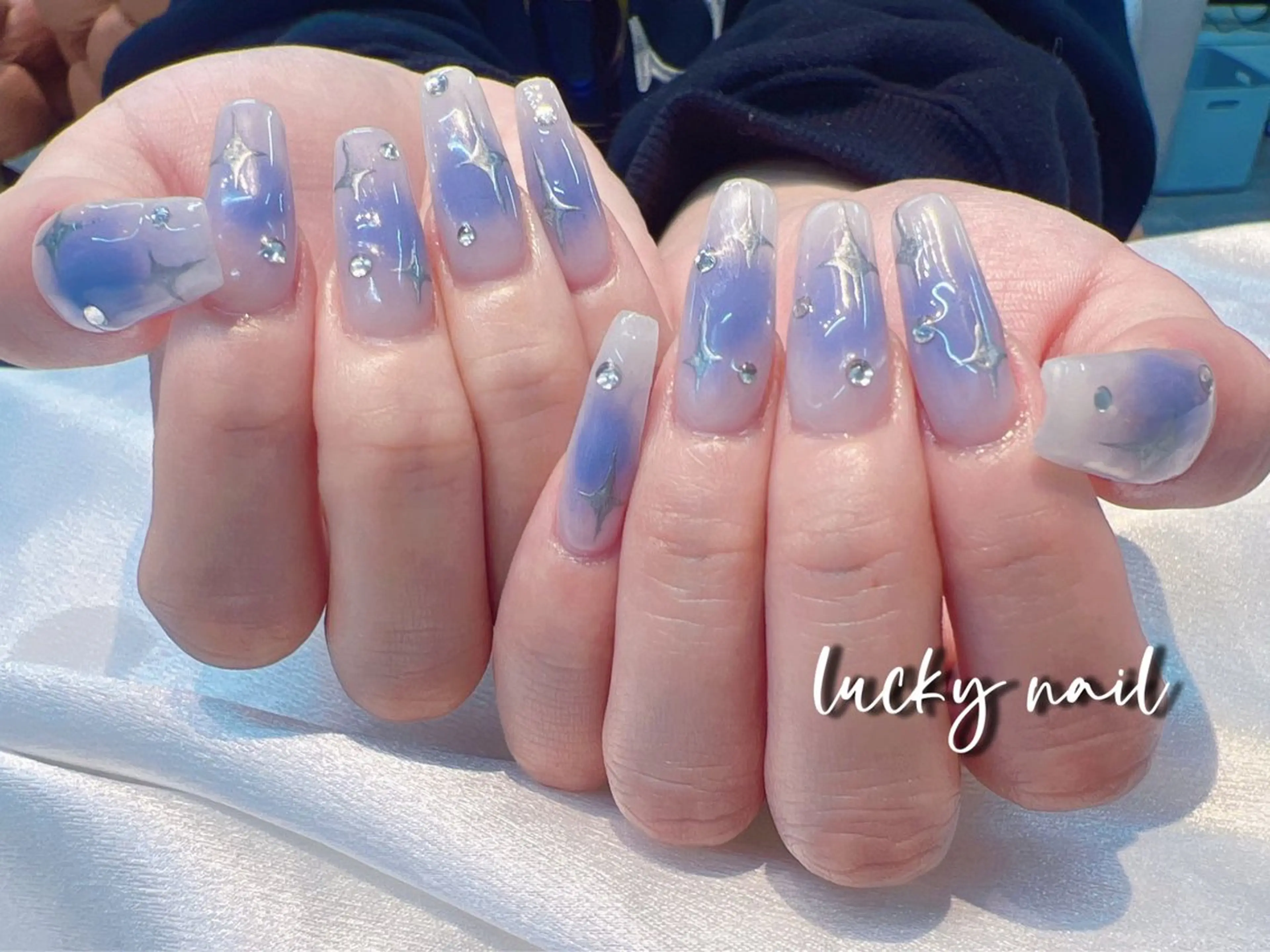 ネイル チークネイル 長さ出し ジェルネイル マグネットネイル 持ち込み ハンドネイル ハンドケア Lucky nail  小林和希のネイルデザイン