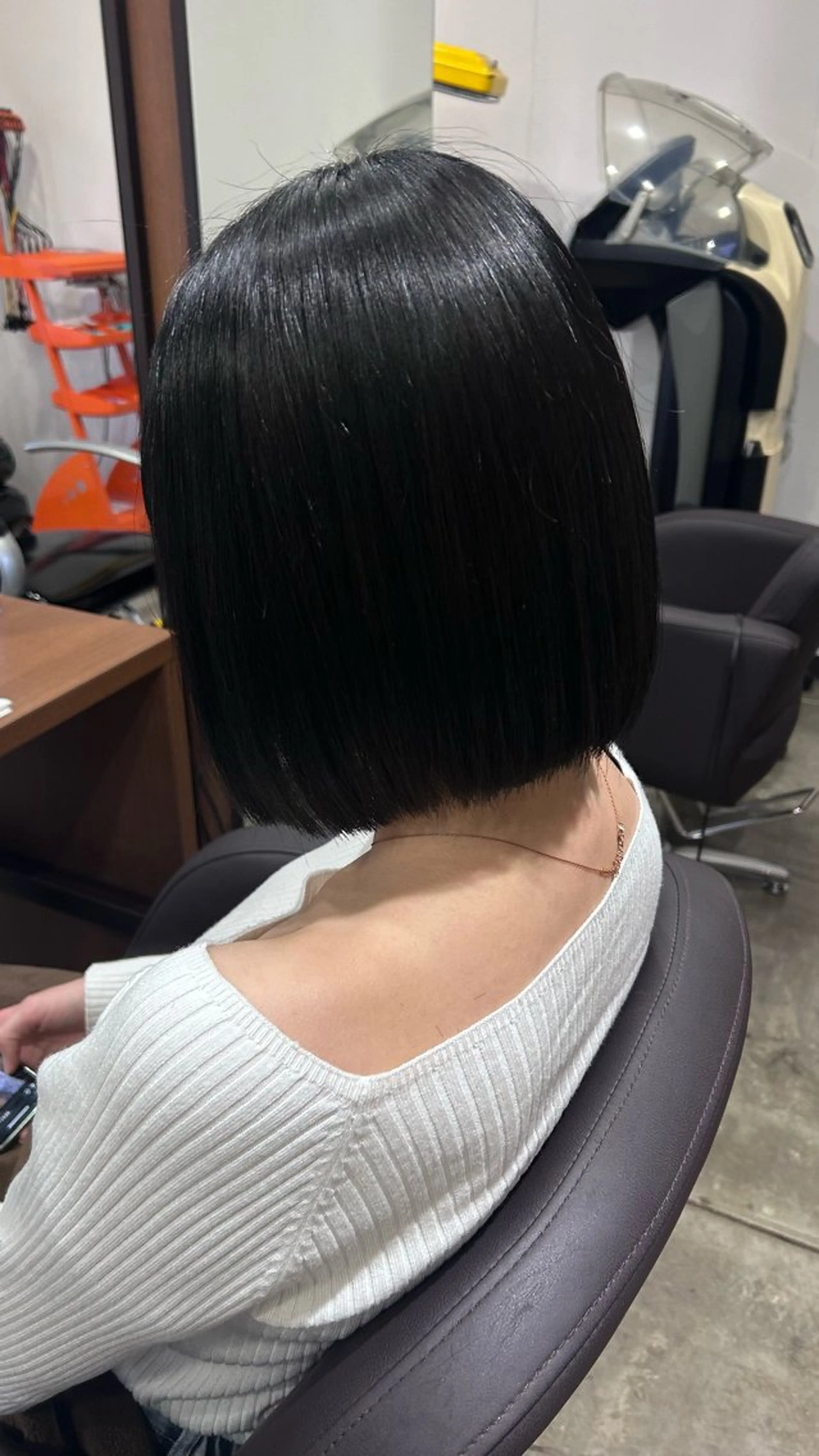 ミディアム カット 中島 万凜のヘアスタイル