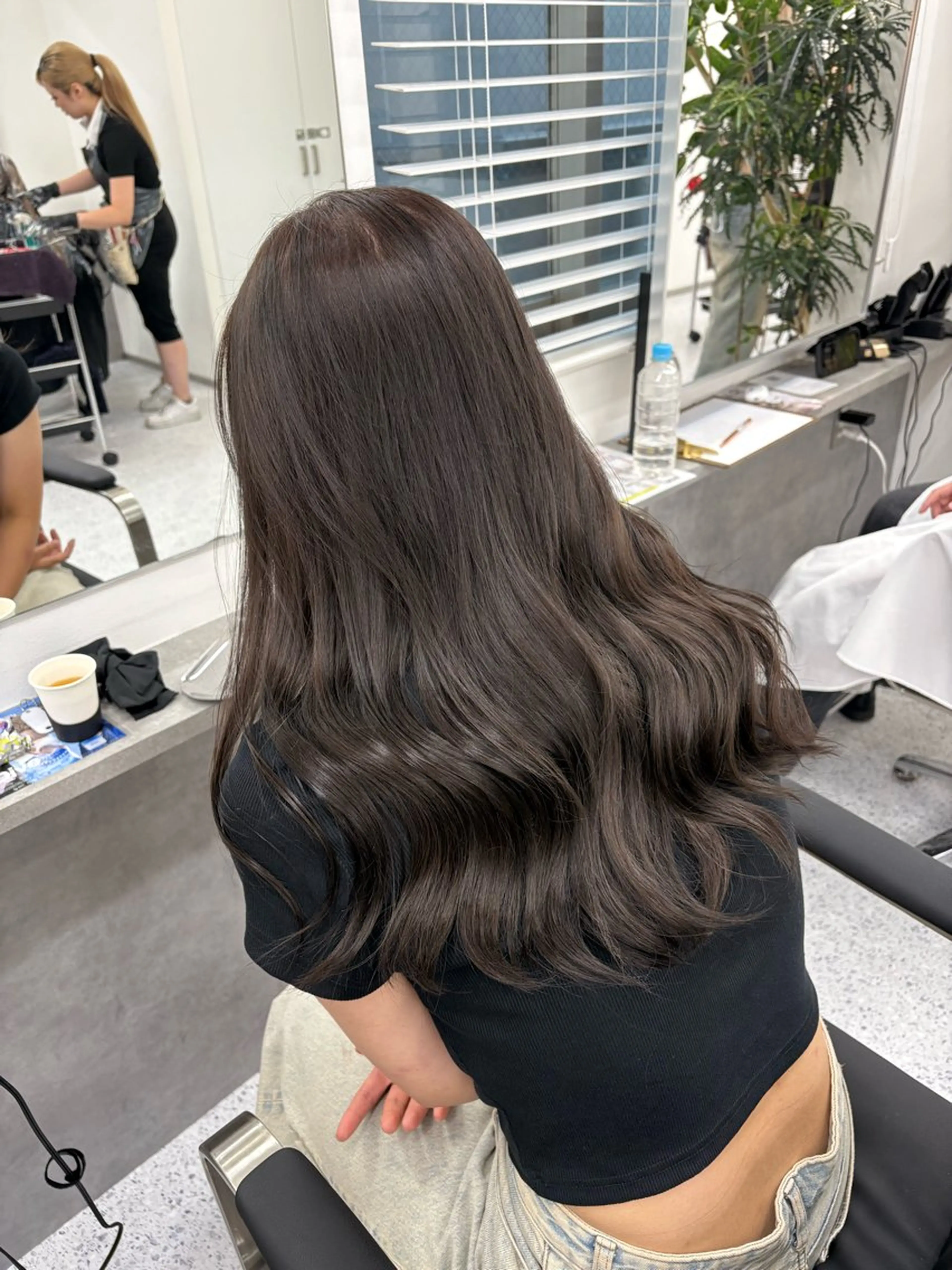 セミロング カラー 笹江 瑞穂のヘアスタイル