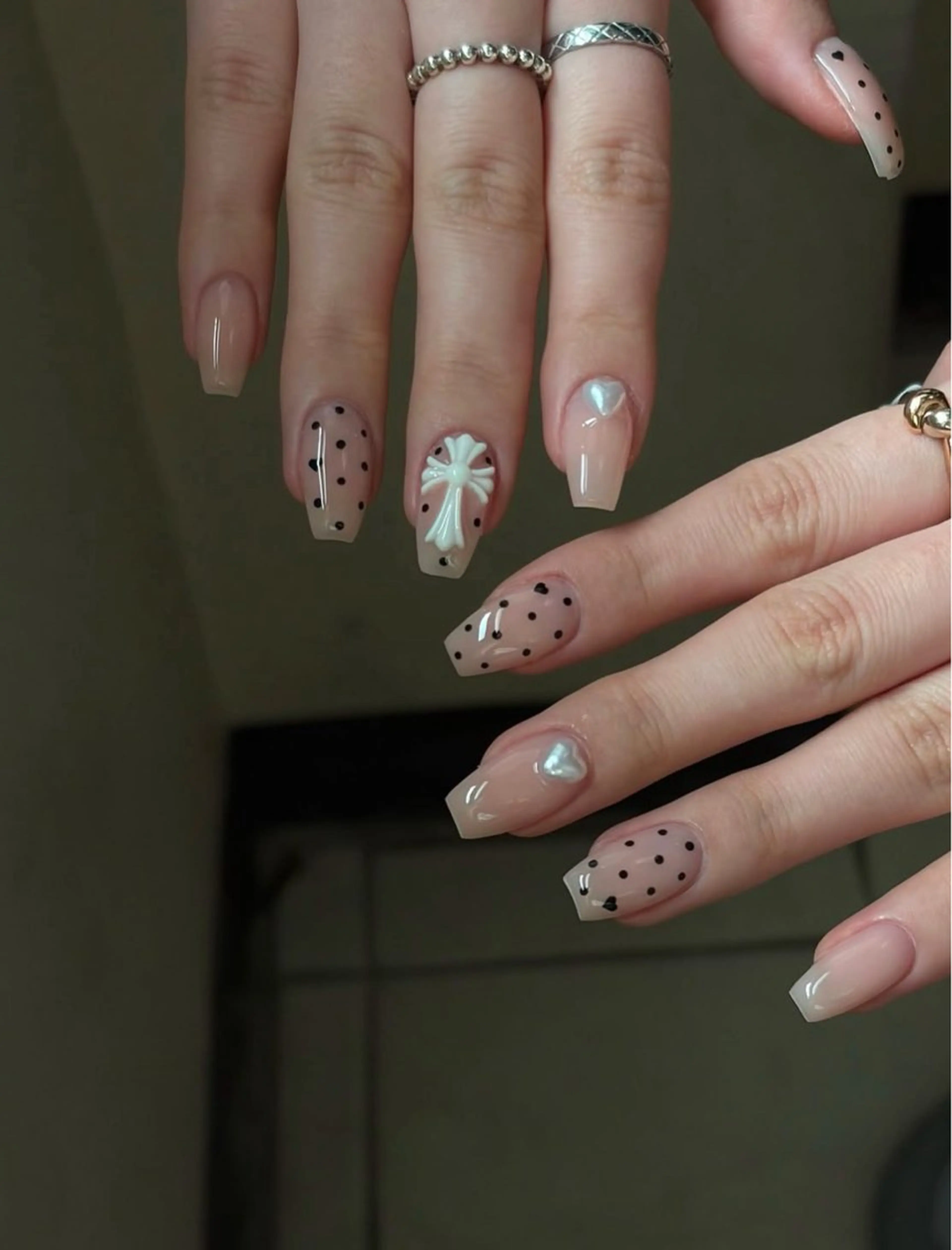 ネイル アートネイル オーロラネイル チークネイル フレンチネイル ガラスフレンチ ハンドネイル 🎀🎀YooLi Nail Salonのネイルデザイン