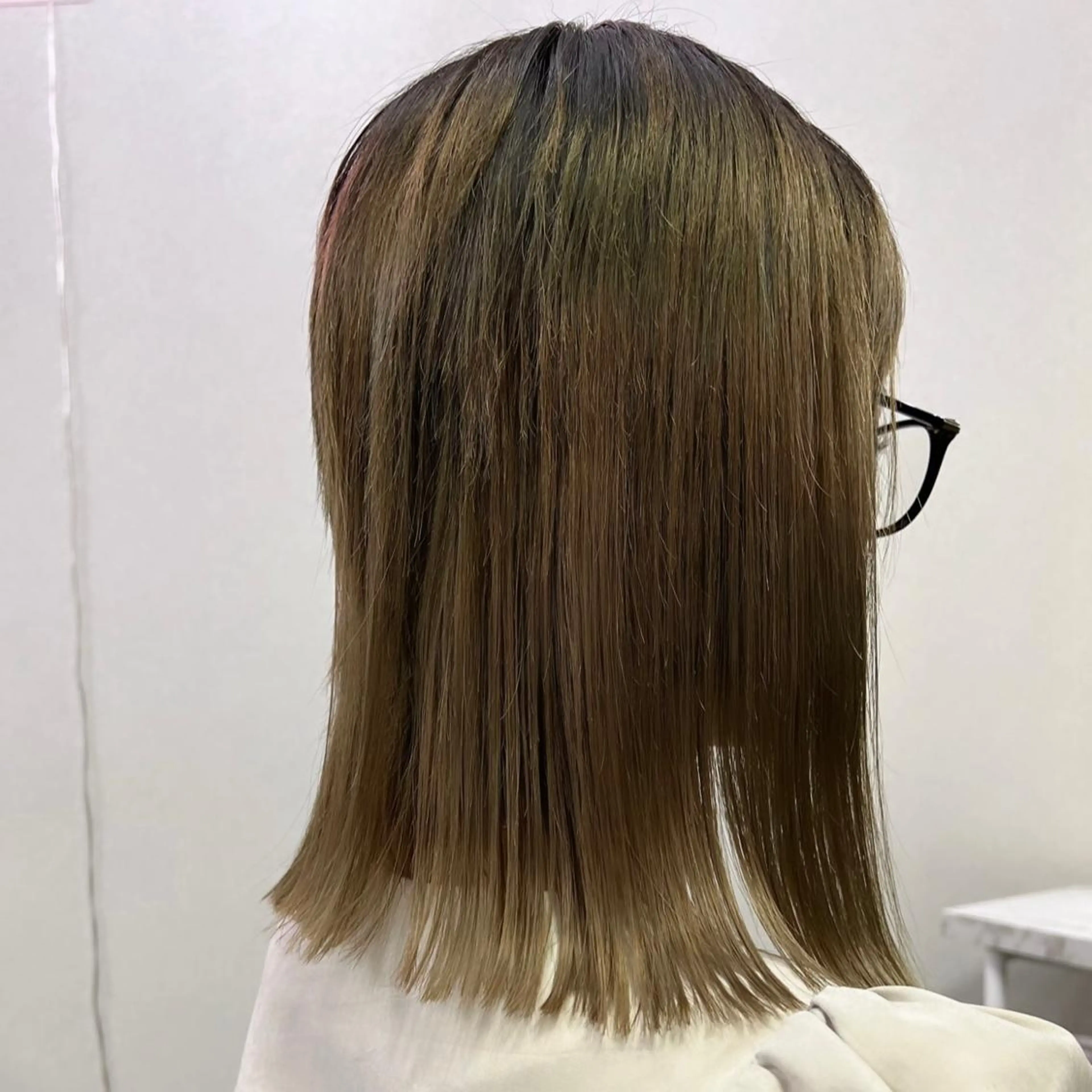 ミディアム カラー sand瀧川真平 /ショートヘア/ボブのヘアスタイル