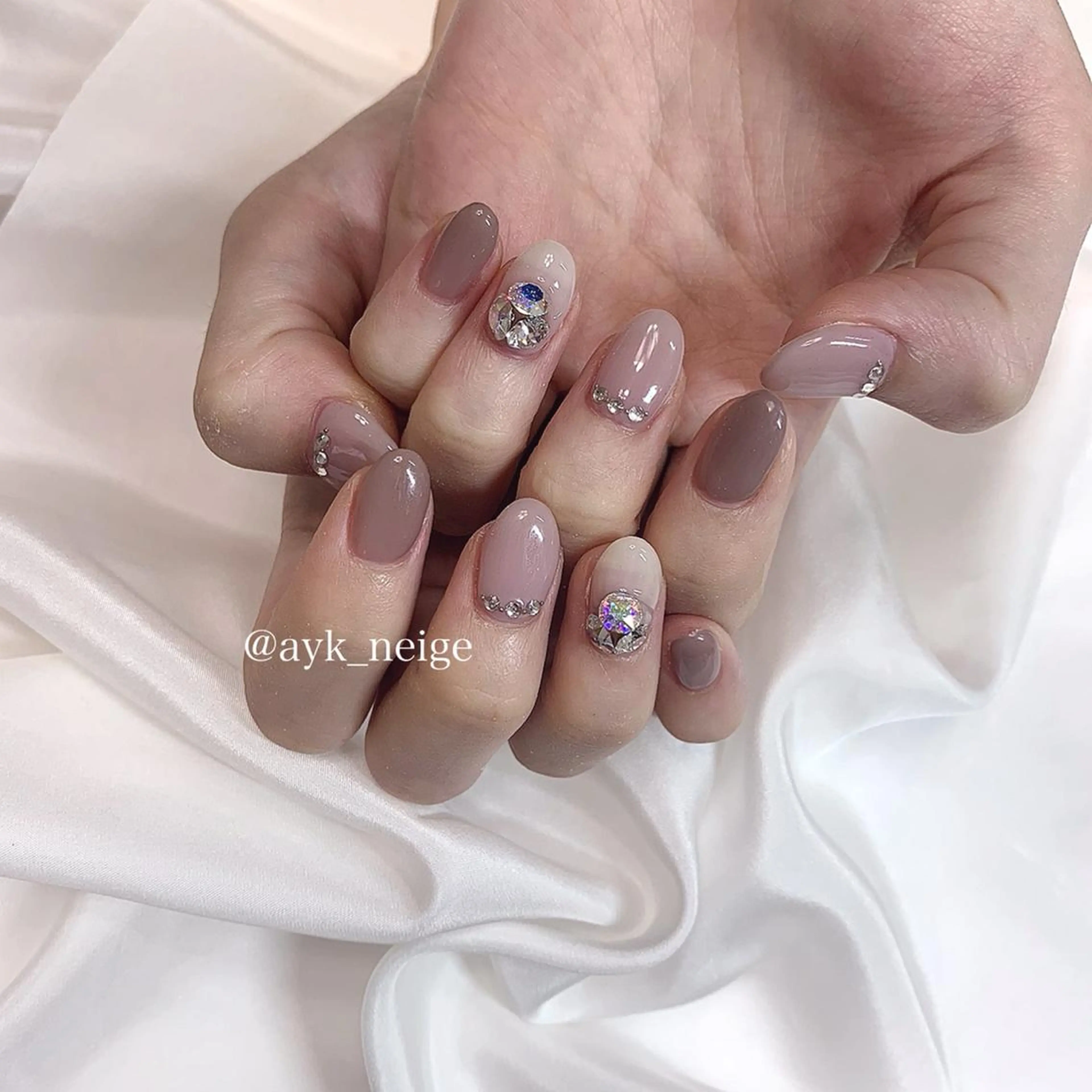 ネイル オーロラネイル フットネイル ハート キラキラネイル 韓国ネイル n'eige nail所属・大谷 綾香のネイルデザイン