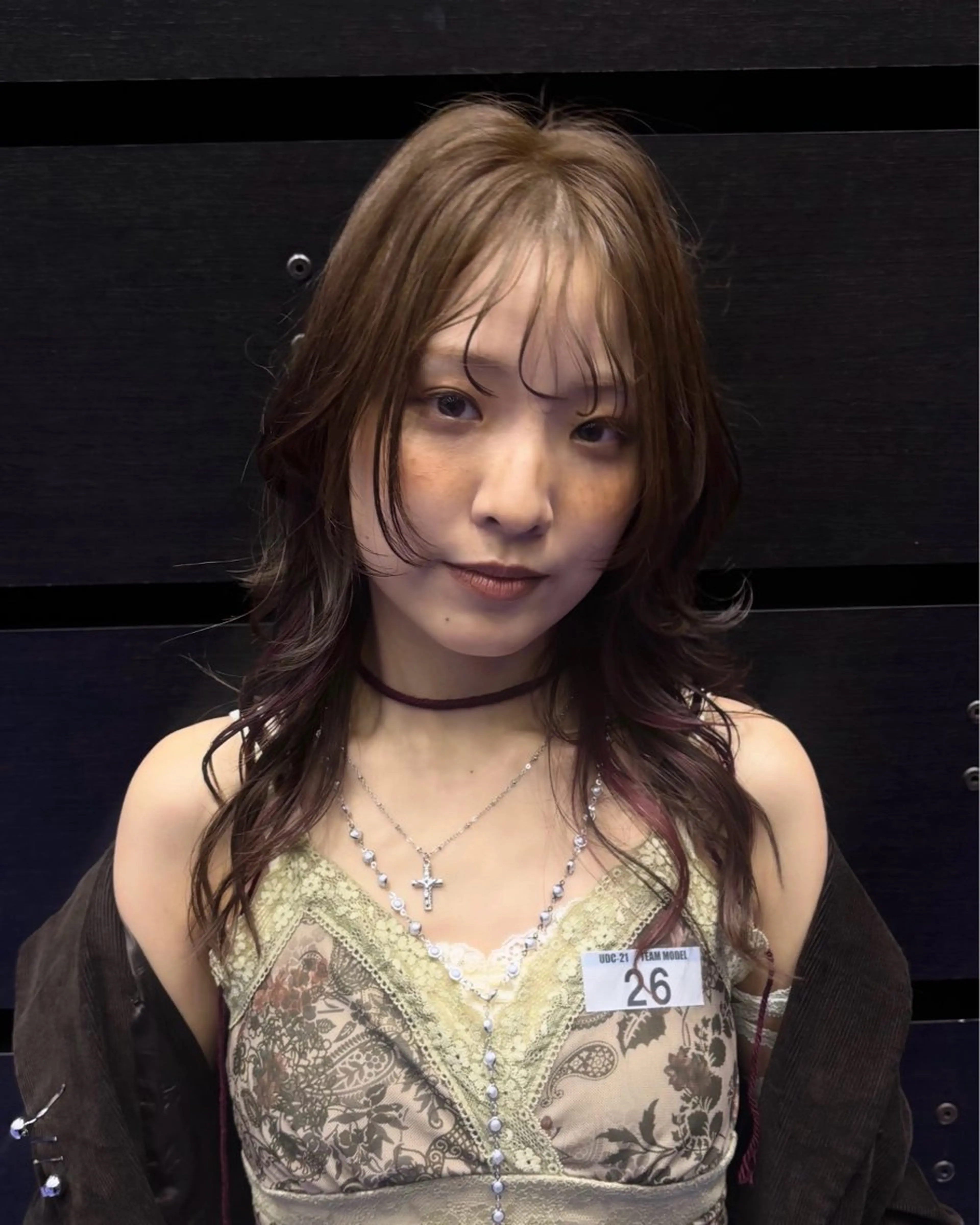 セミロング ハッシュカット レイヤーカット カット ヘアカラー トリートメント 透明感カラー/ レイヤーカット/麻咲のヘアスタイル