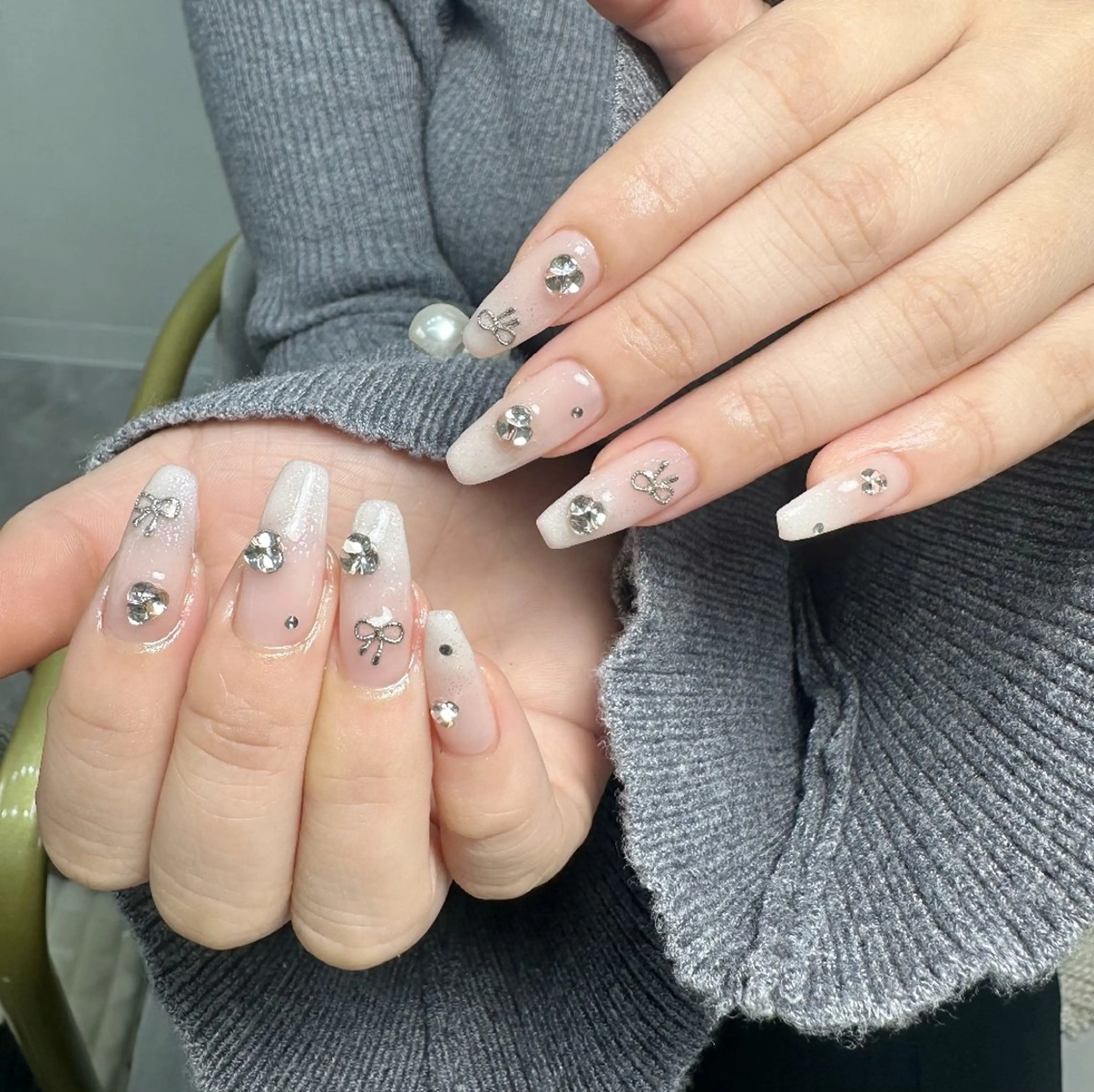 ネイル チークネイル 長さ出し フレンチネイル ジェルネイル ガラスフレンチ ハンドネイル UM Nail Salonのネイルデザイン