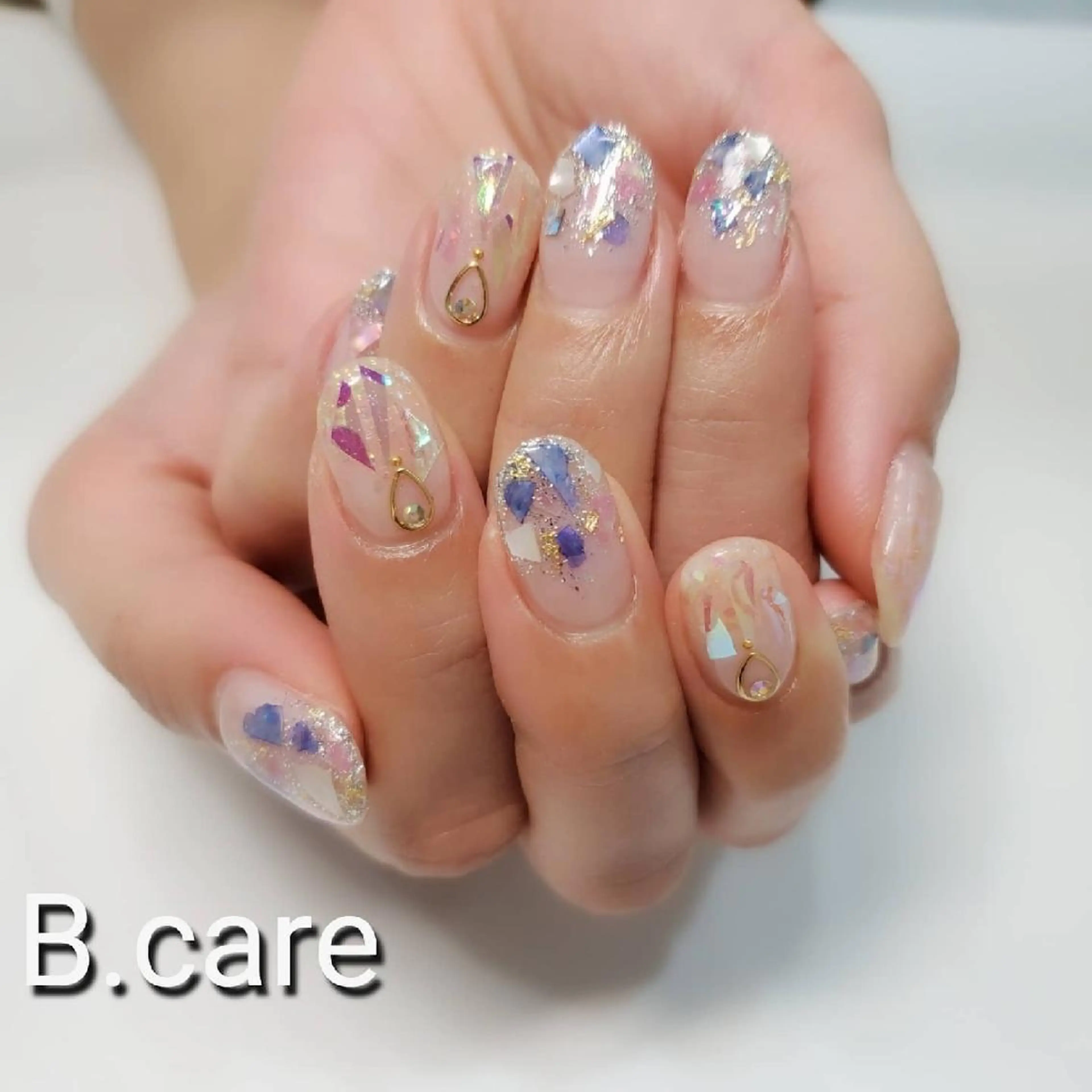 ネイル オーロラネイル ホログラムネイル B.care自由ヶ丘所属・早坂  のネイルデザイン
