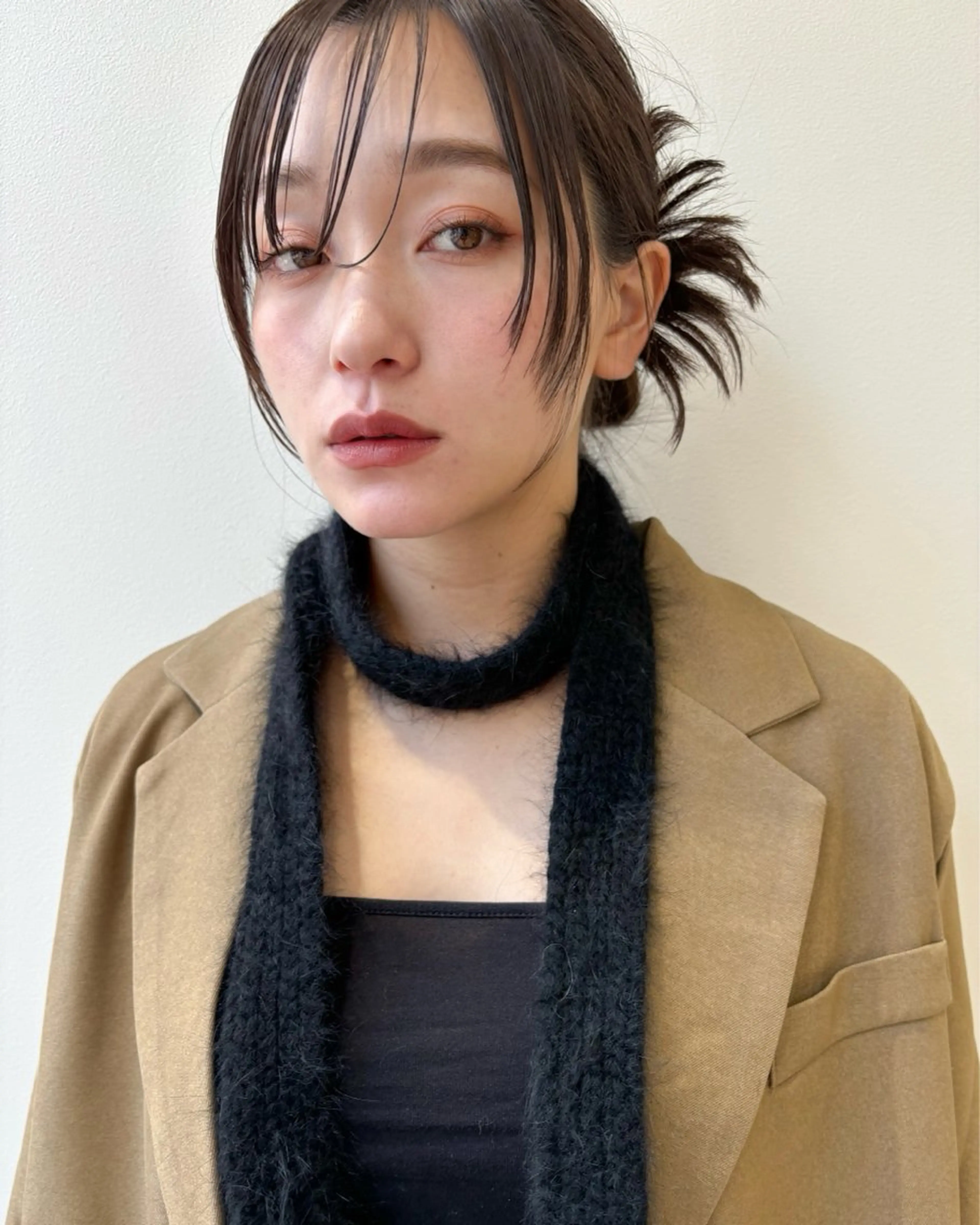 ミディアム カラー 脇野 茉優のヘアスタイル
