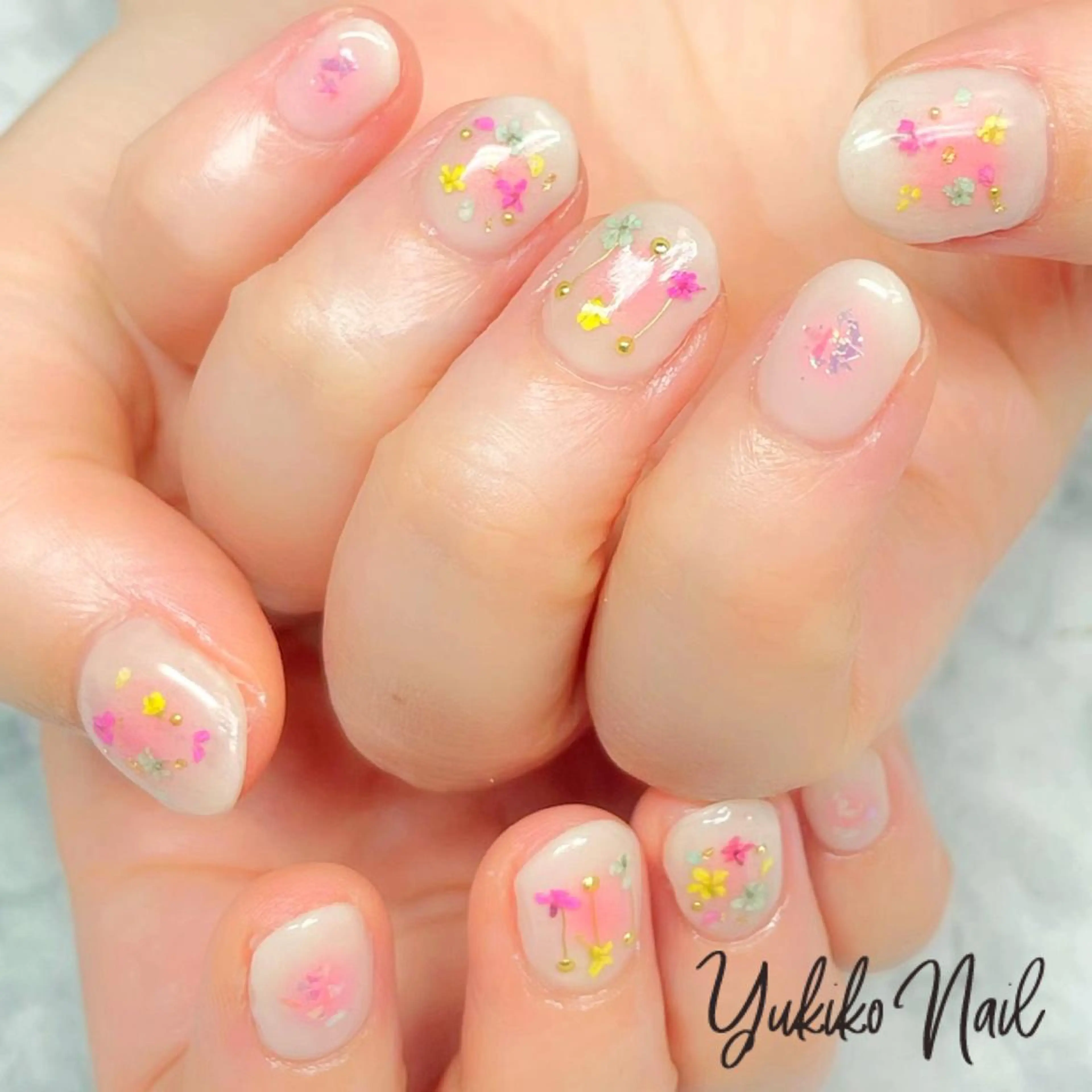 ネイル チークネイル パステルネイル 春ネイル ハンドネイル ユキコ ネイルのネイルデザイン