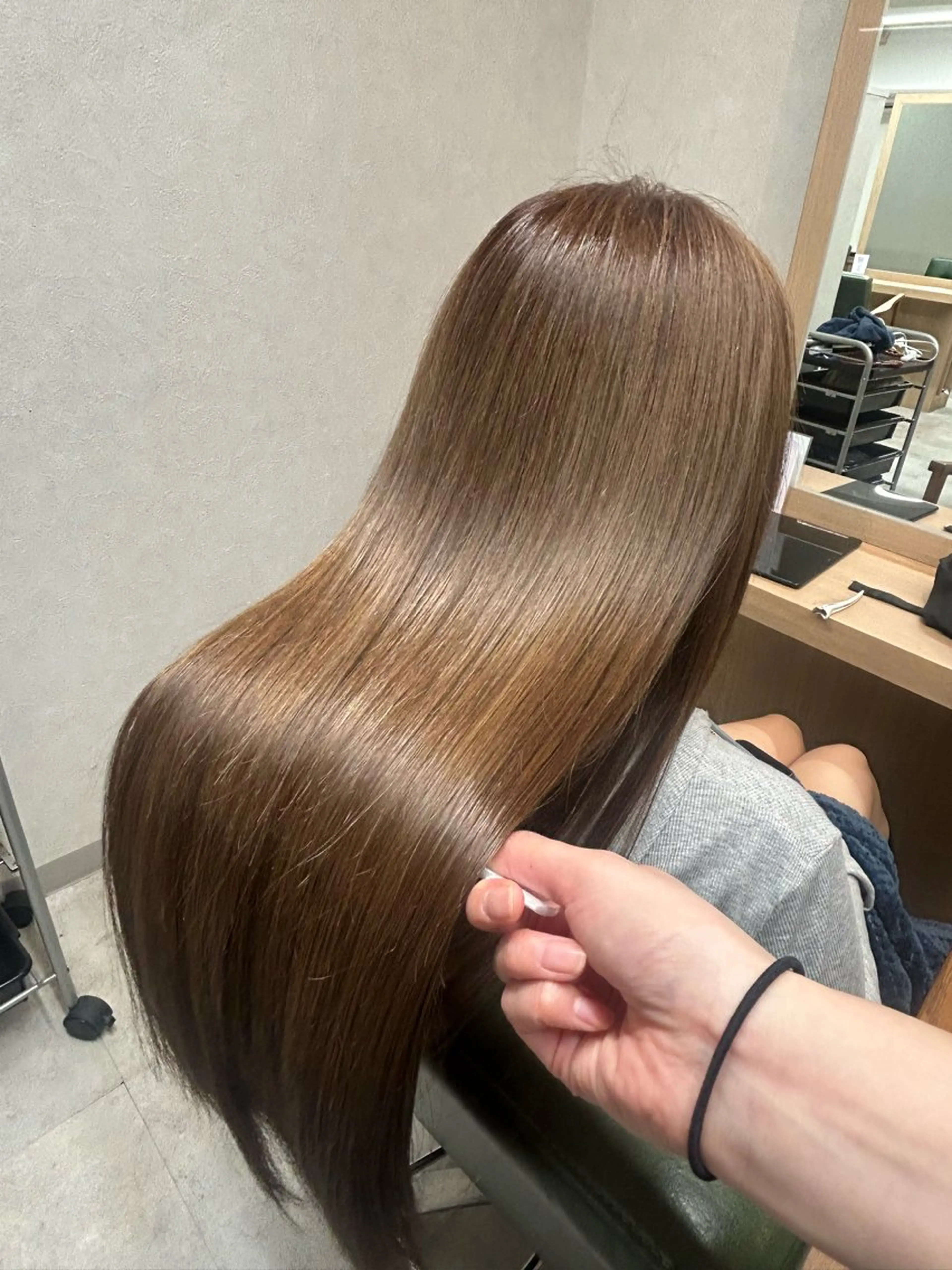 ロング ヘアカラー 匠 Meisterのヘアスタイル