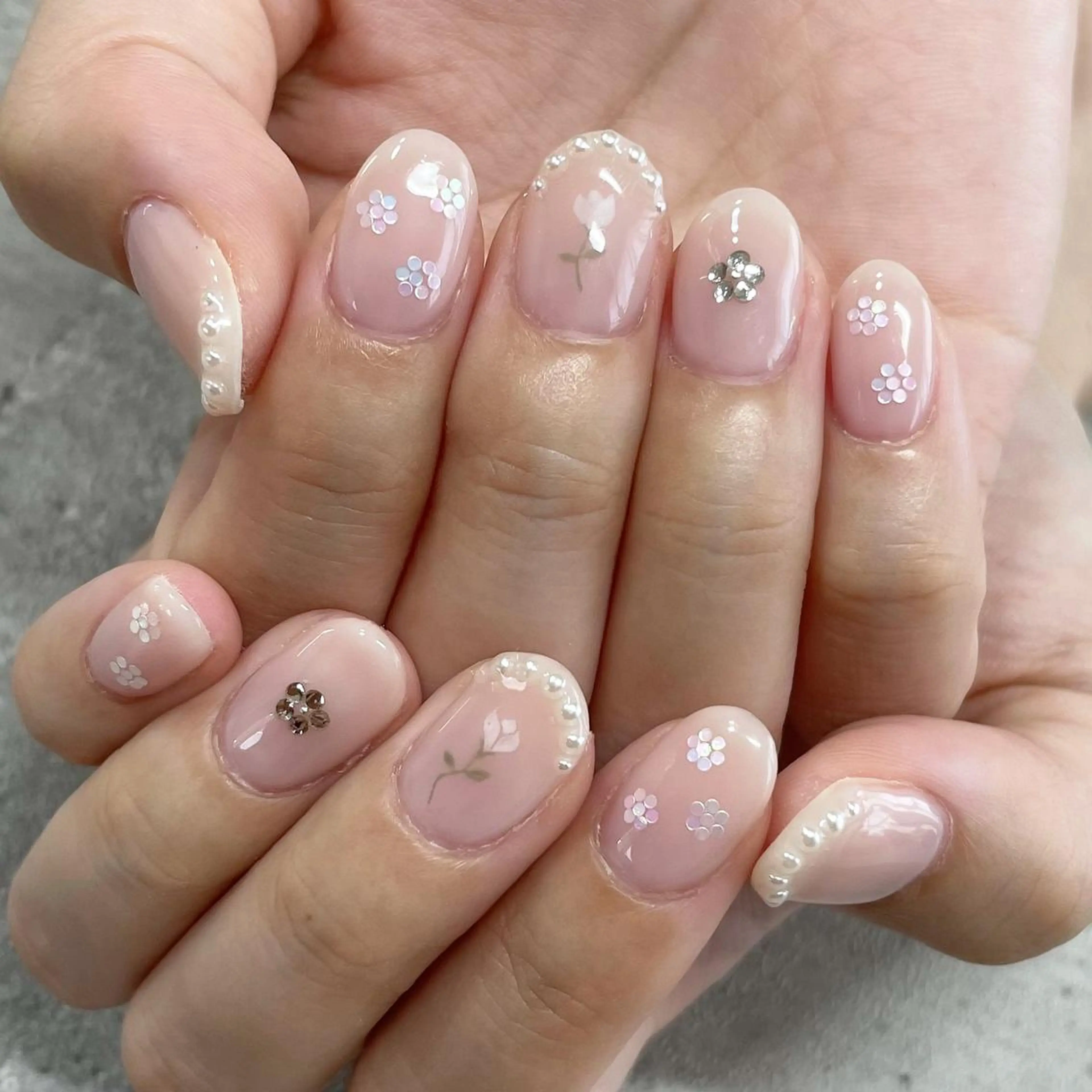 ネイル ジェルネイル 東 千夏のネイルデザイン