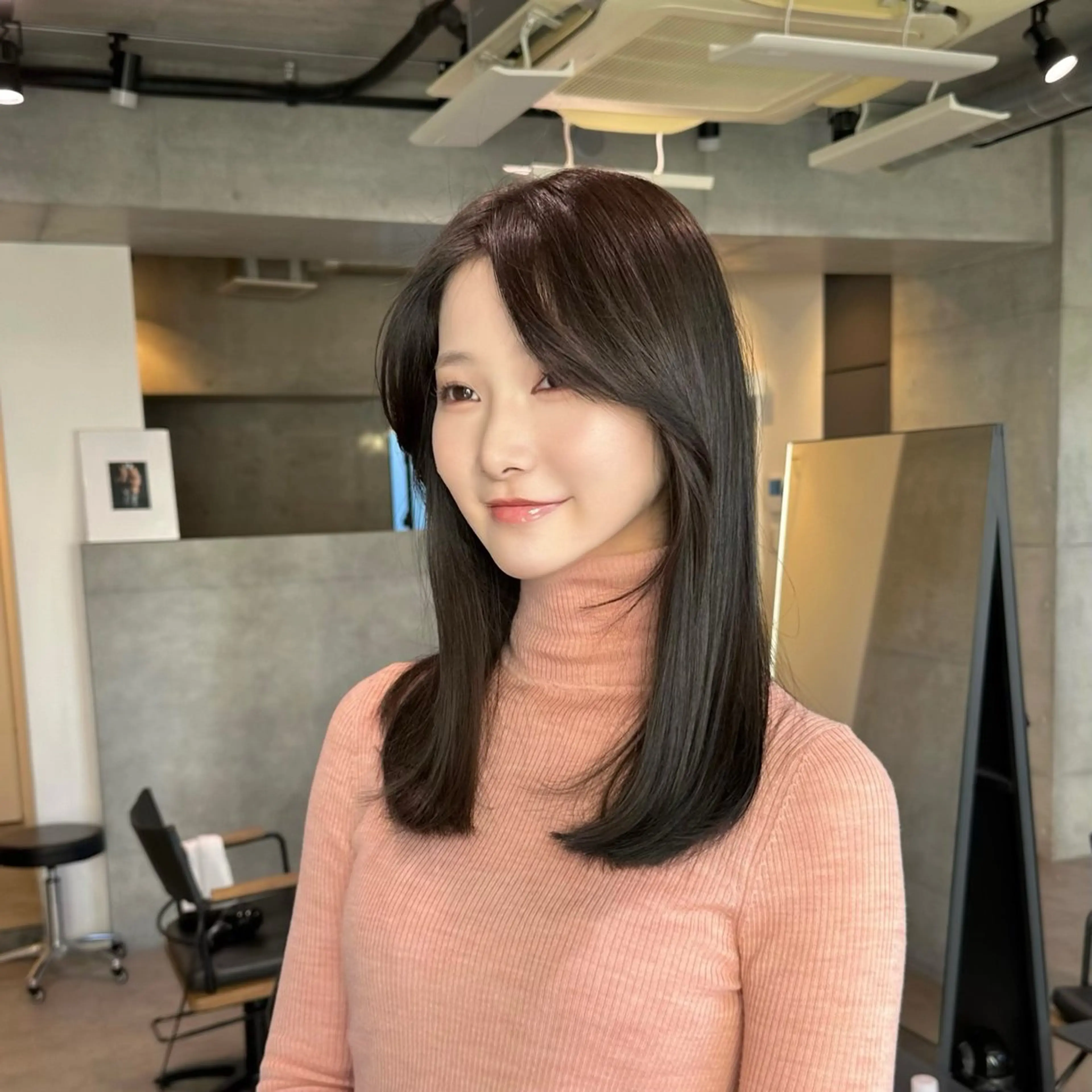 ミディアム カット ヘアカラー トリートメント オシャレ髪✔️ 店長オオキアキヒロのヘアスタイル