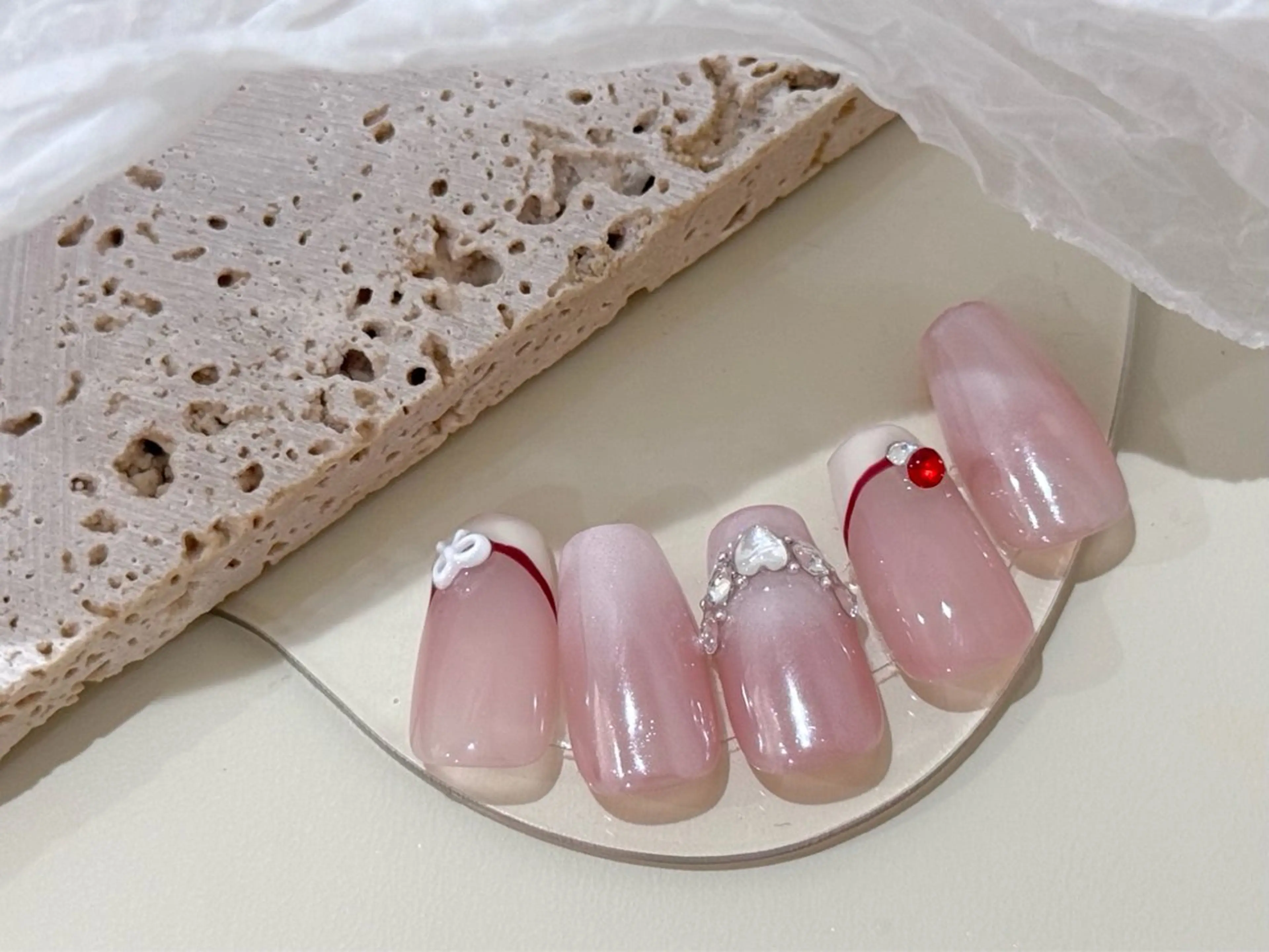 ネイル M+  Beauty Salonのネイルデザイン