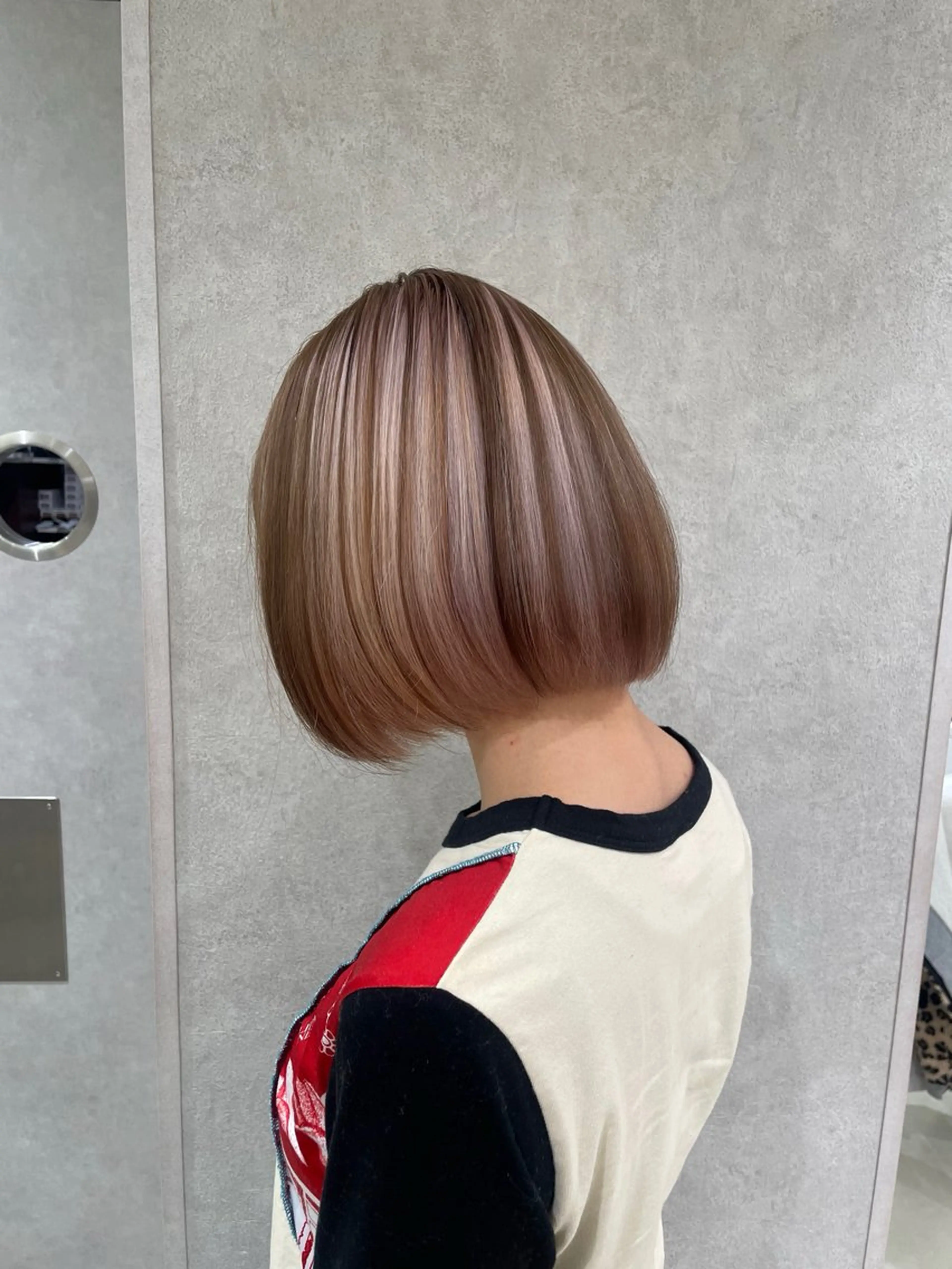 ショート カラー ヘアカラー トリートメント 🍨カット/カラー” み さ き🐇のヘアスタイル