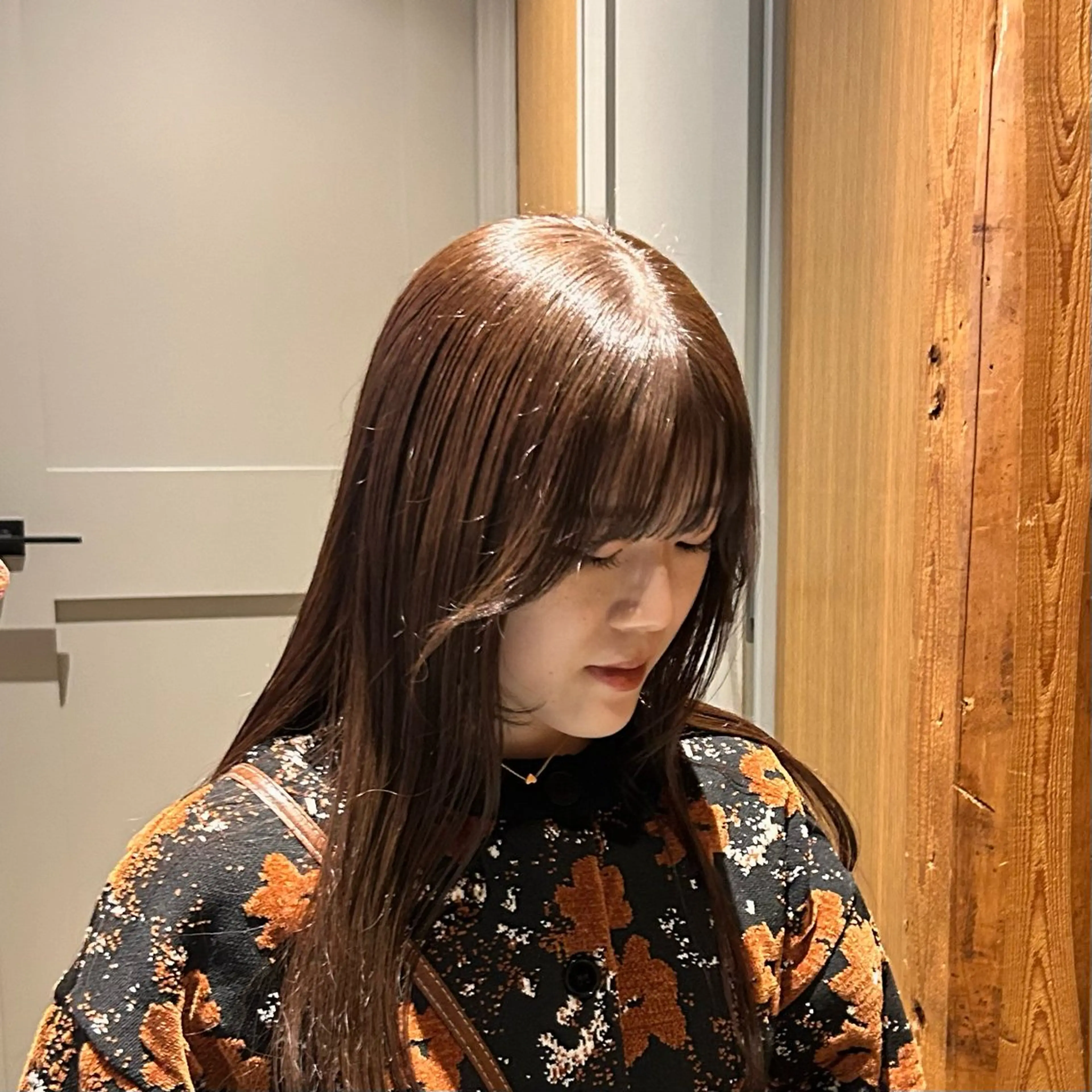 カラー MUKU 市川 莉花のヘアスタイル