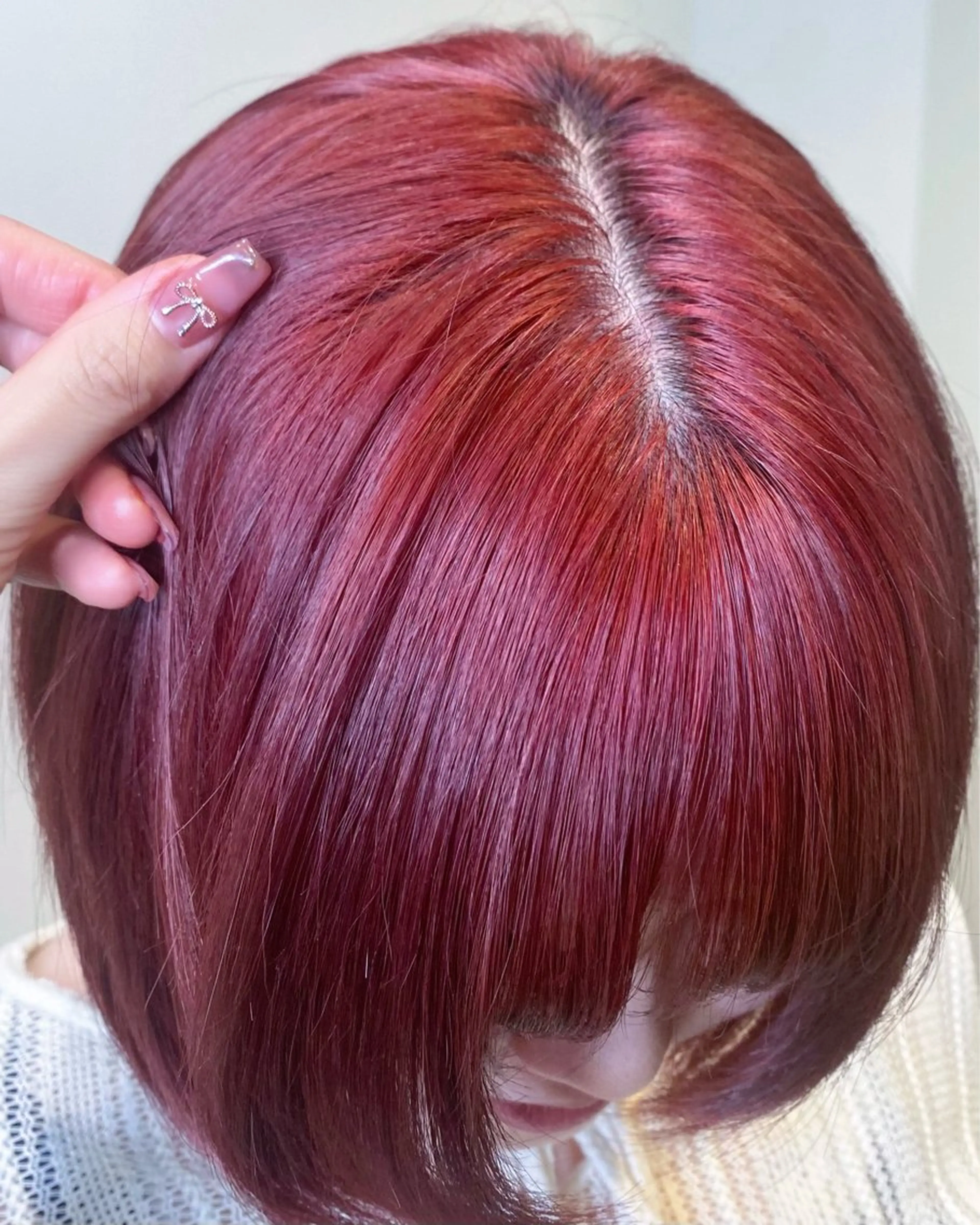 ミディアム カラー ベージュカラー ブリーチ ケアブリーチ デザインカラー ダブルカラー 肌に馴染むハイトーン /ミルクティーカラーのヘアスタイル