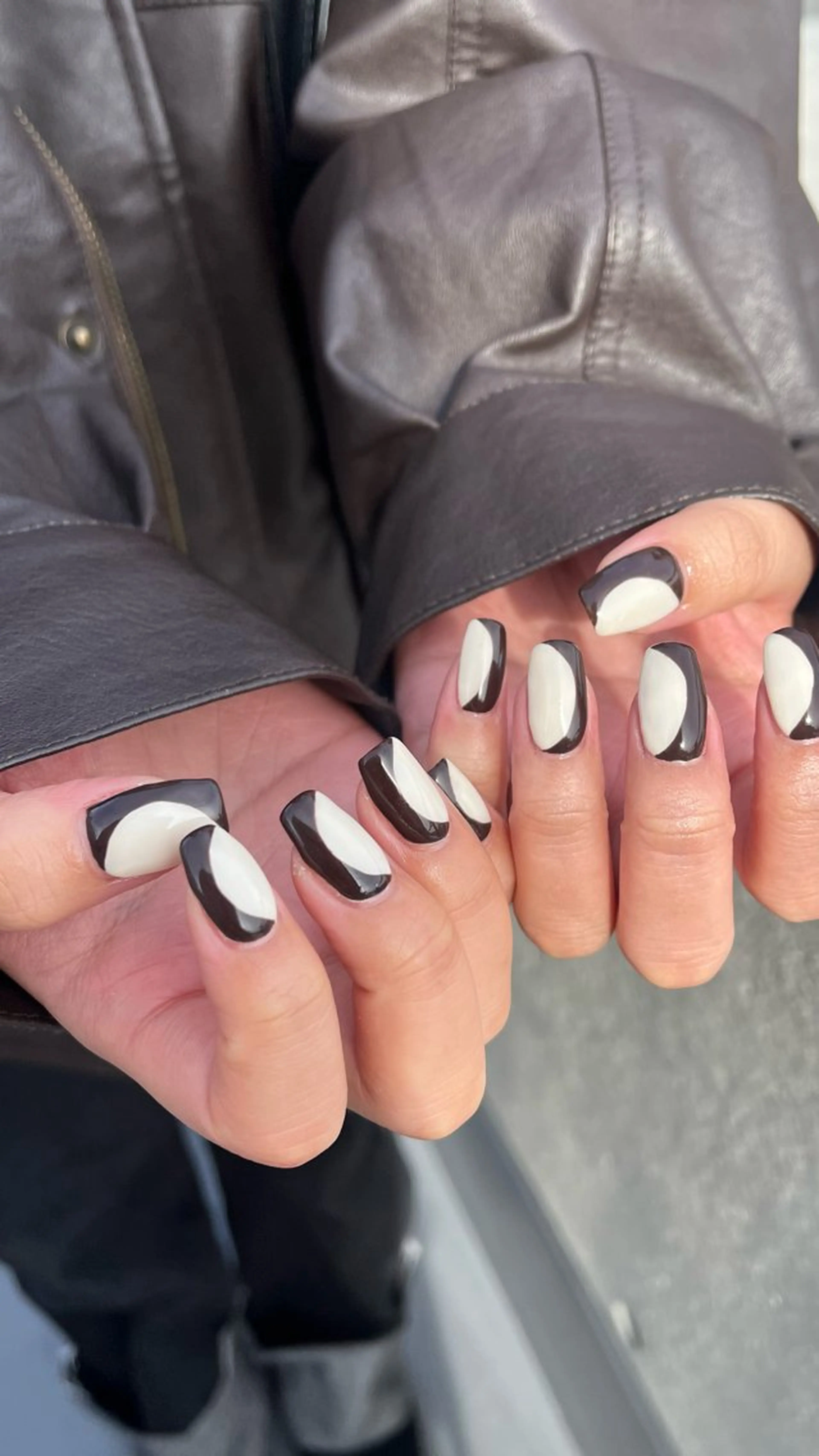 ネイル 🤎Two ERI🤎のネイルデザイン