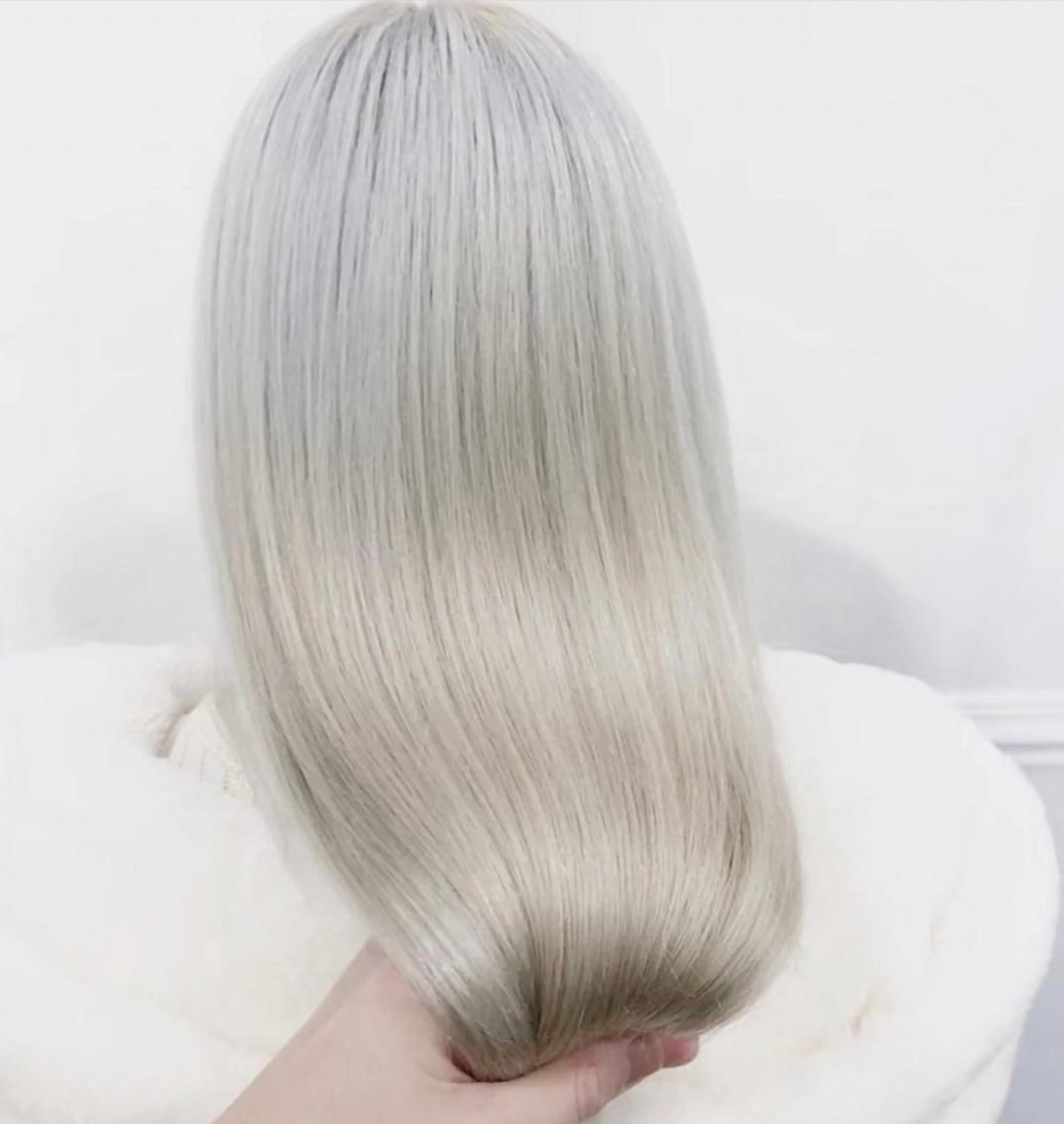 ミディアム カラー アディクシーカラー ブリーチ ケアブリーチ ダブルカラー イヤリングカラー ヘアカラー トリートメント 髪質改善デザイナー &mirai ryoのヘアスタイル