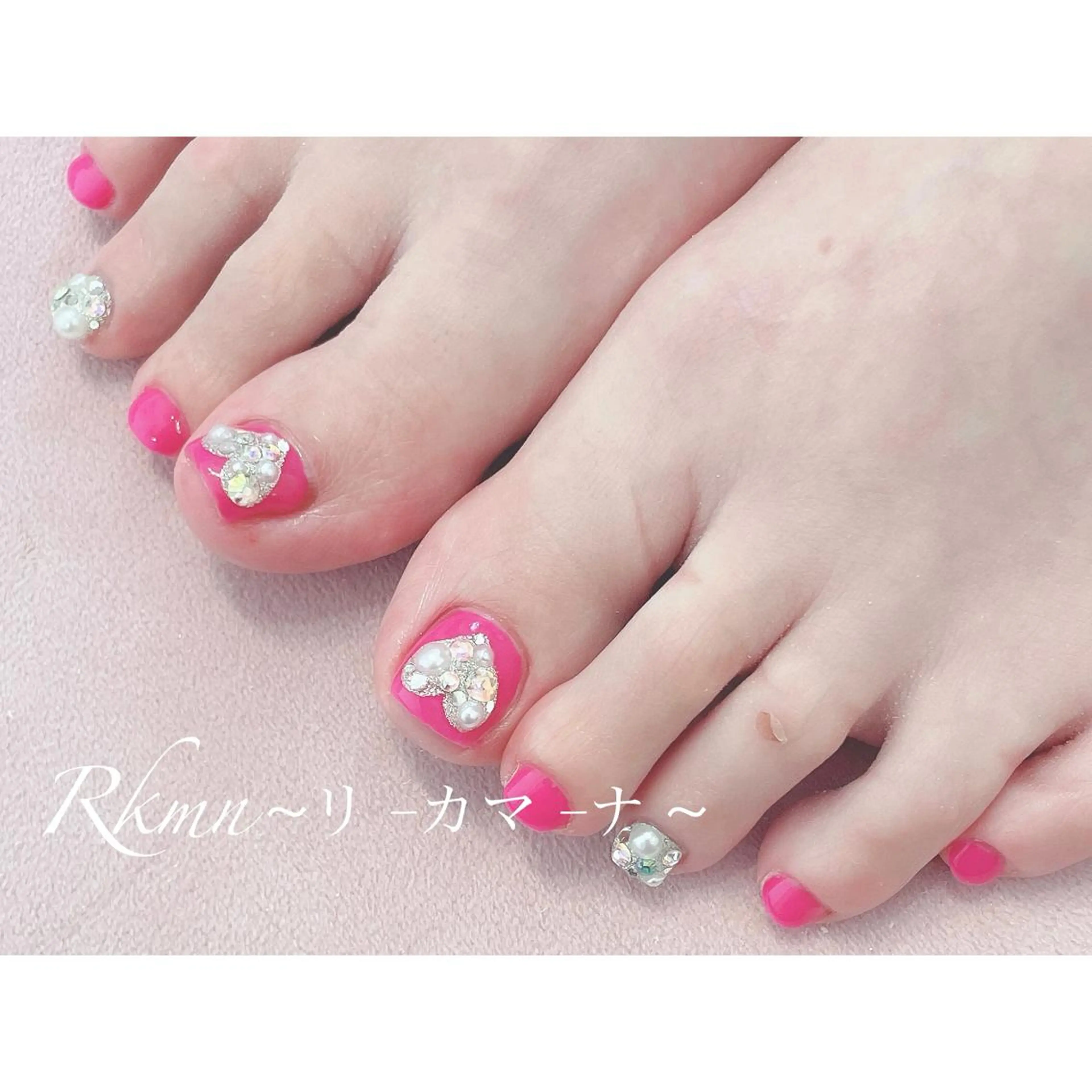 ネイル アートネイル フレンチネイル ジェルネイル グラデーション ハート ハンドネイル フットネイル ハンドケア Rkmn ~リ-カマ-ナ~のネイルデザイン
