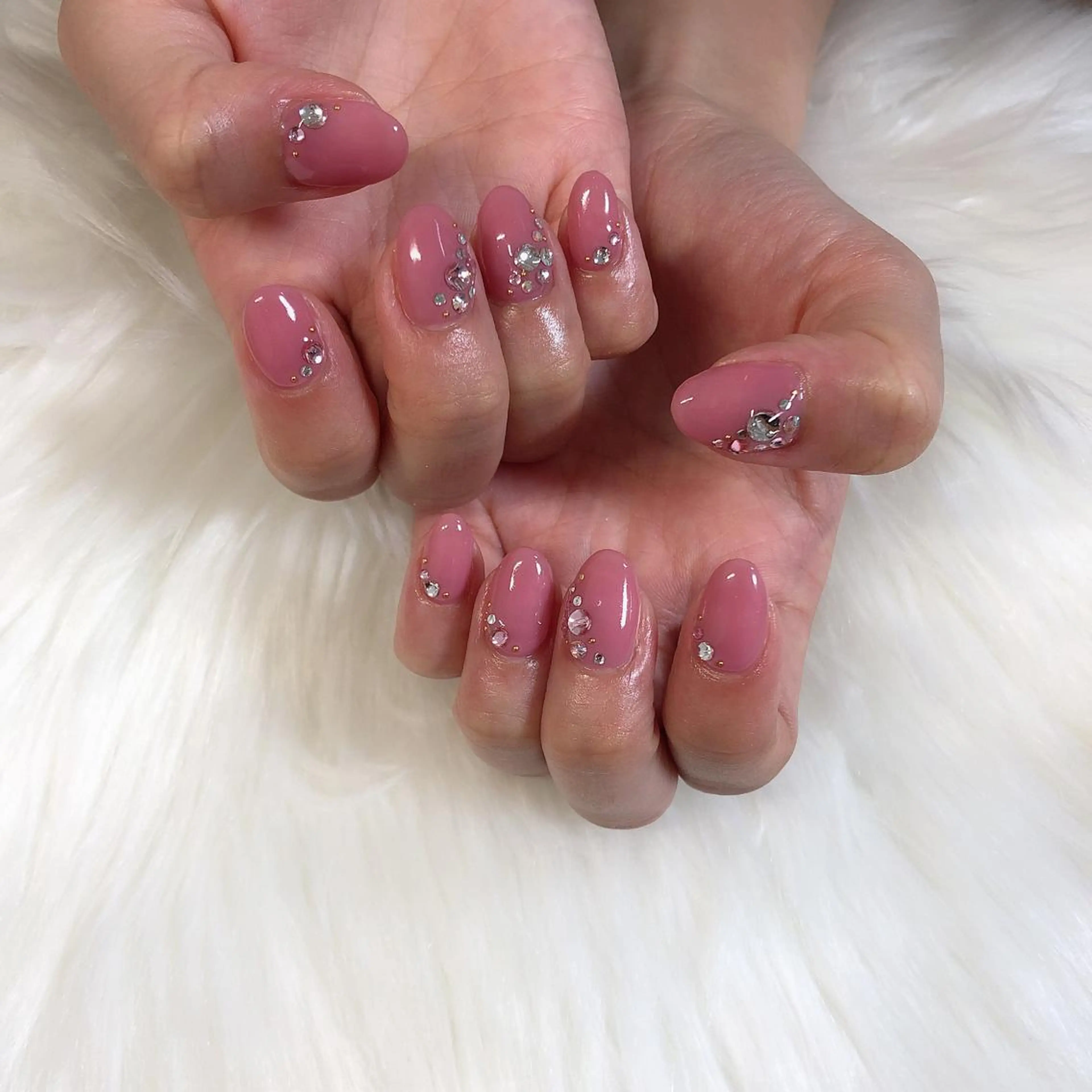 ネイル ハンドネイル 西岡 杏のネイルデザイン