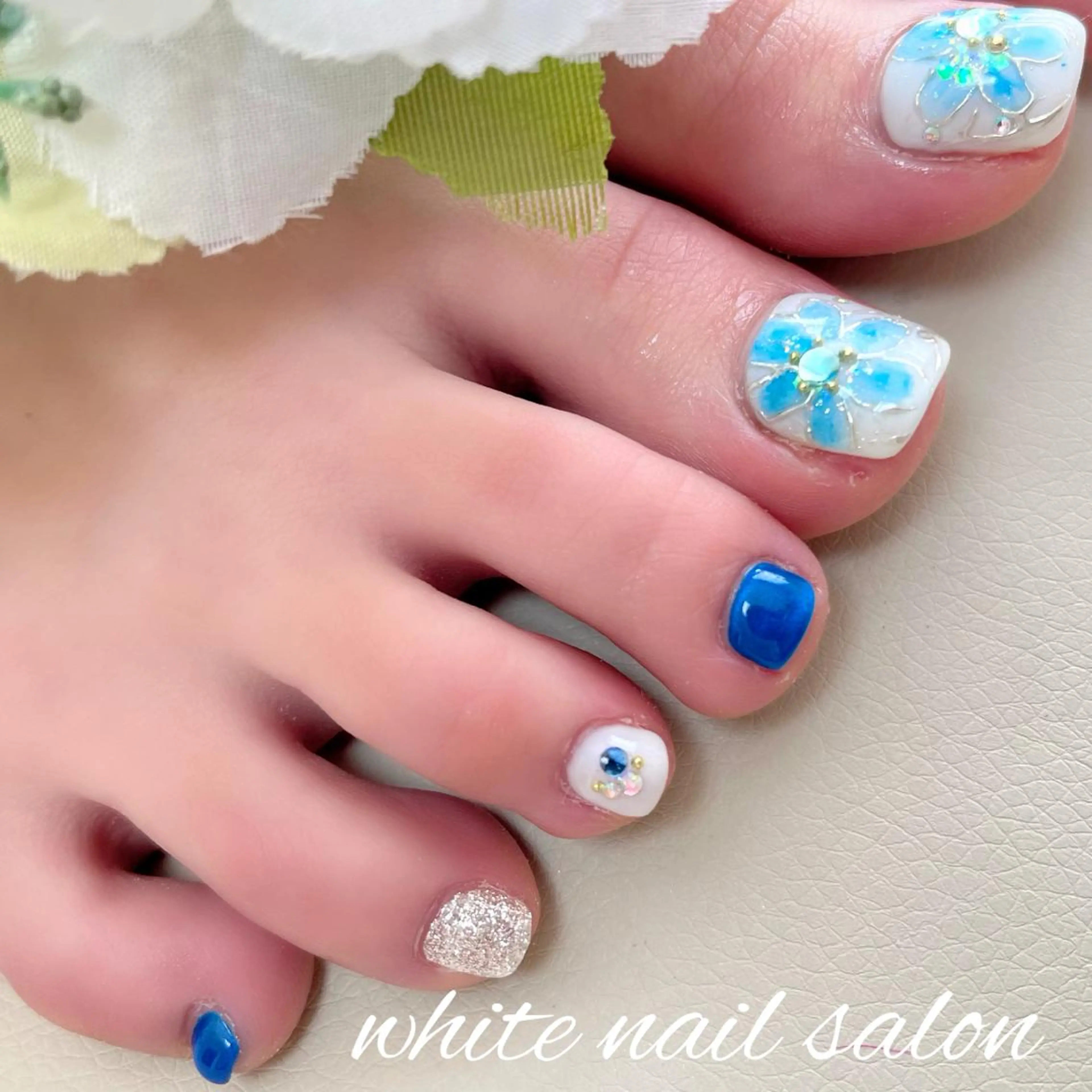 ネイル フットネイル ジェルネイル ハードジェル ラメ(グリッター) 持ち込み ハンドネイル white nail salonのネイルデザイン