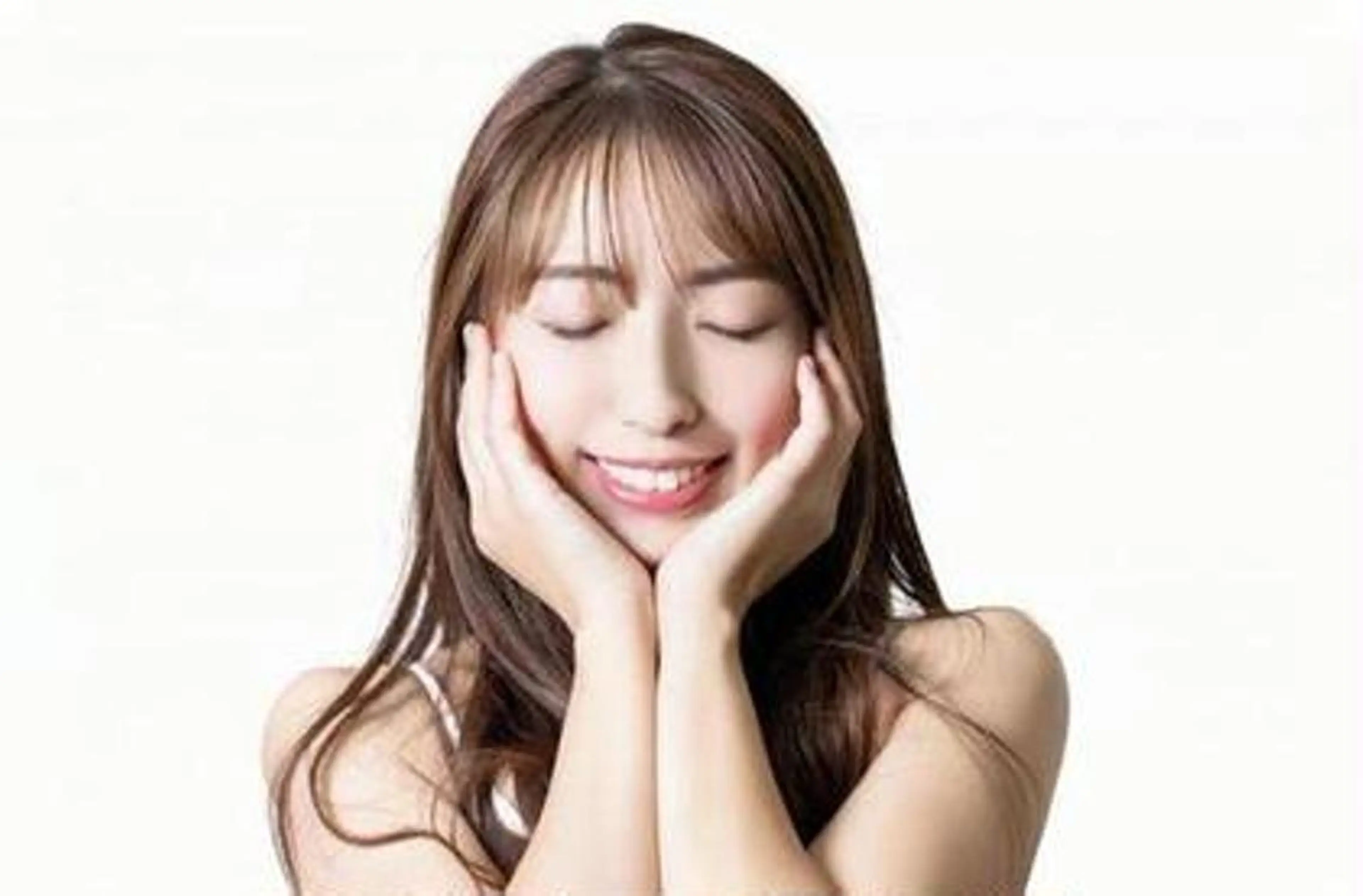 🟠女性脱毛🟠【月5名様までこの価格🌱あと5名🌱】顔脱毛 《毛穴レス&メイク乗りがよくなるお肌に🥚✨》の写真