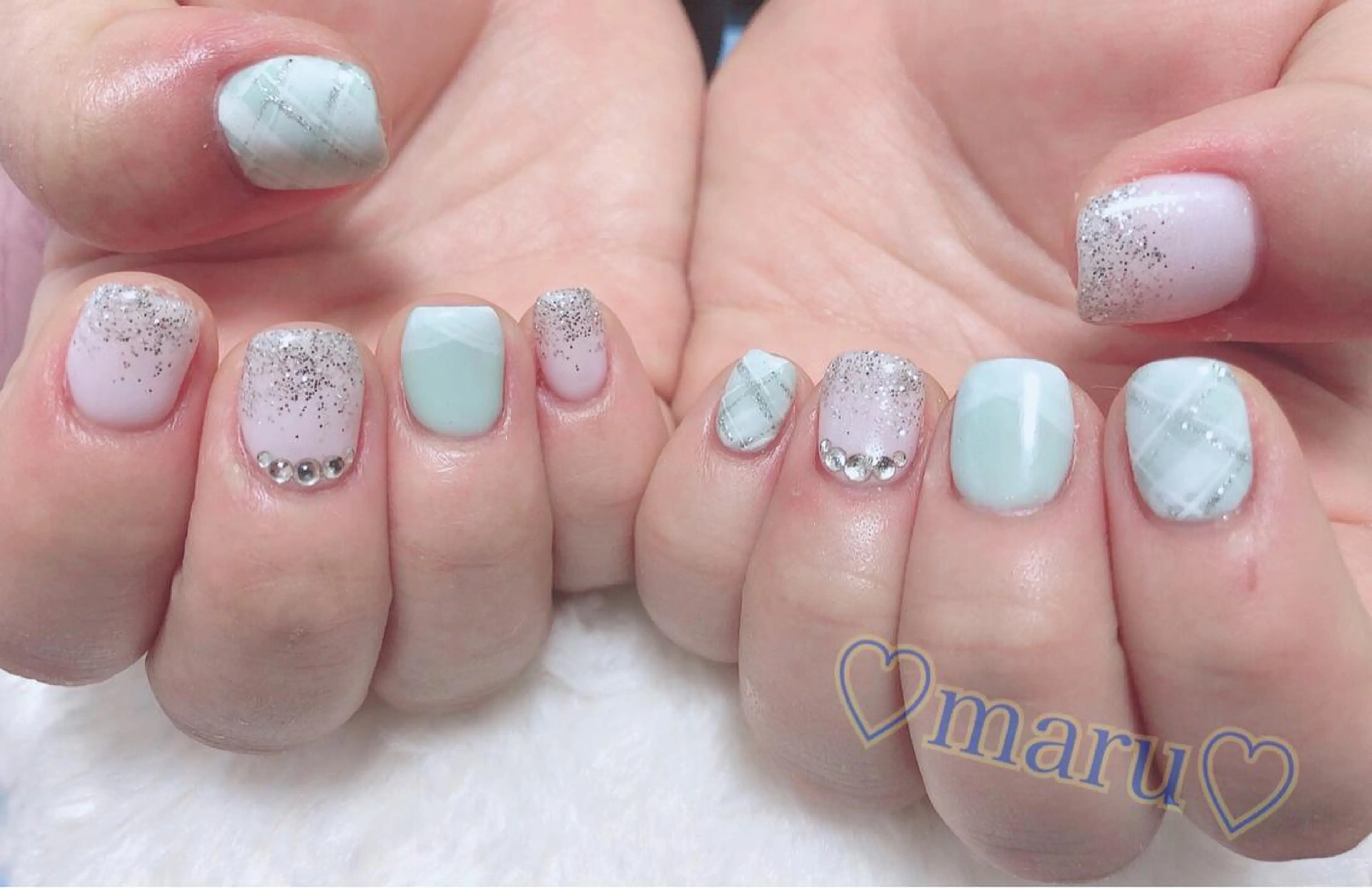 ネイル ハンドネイル フットネイル まるみ ♡のネイルデザイン