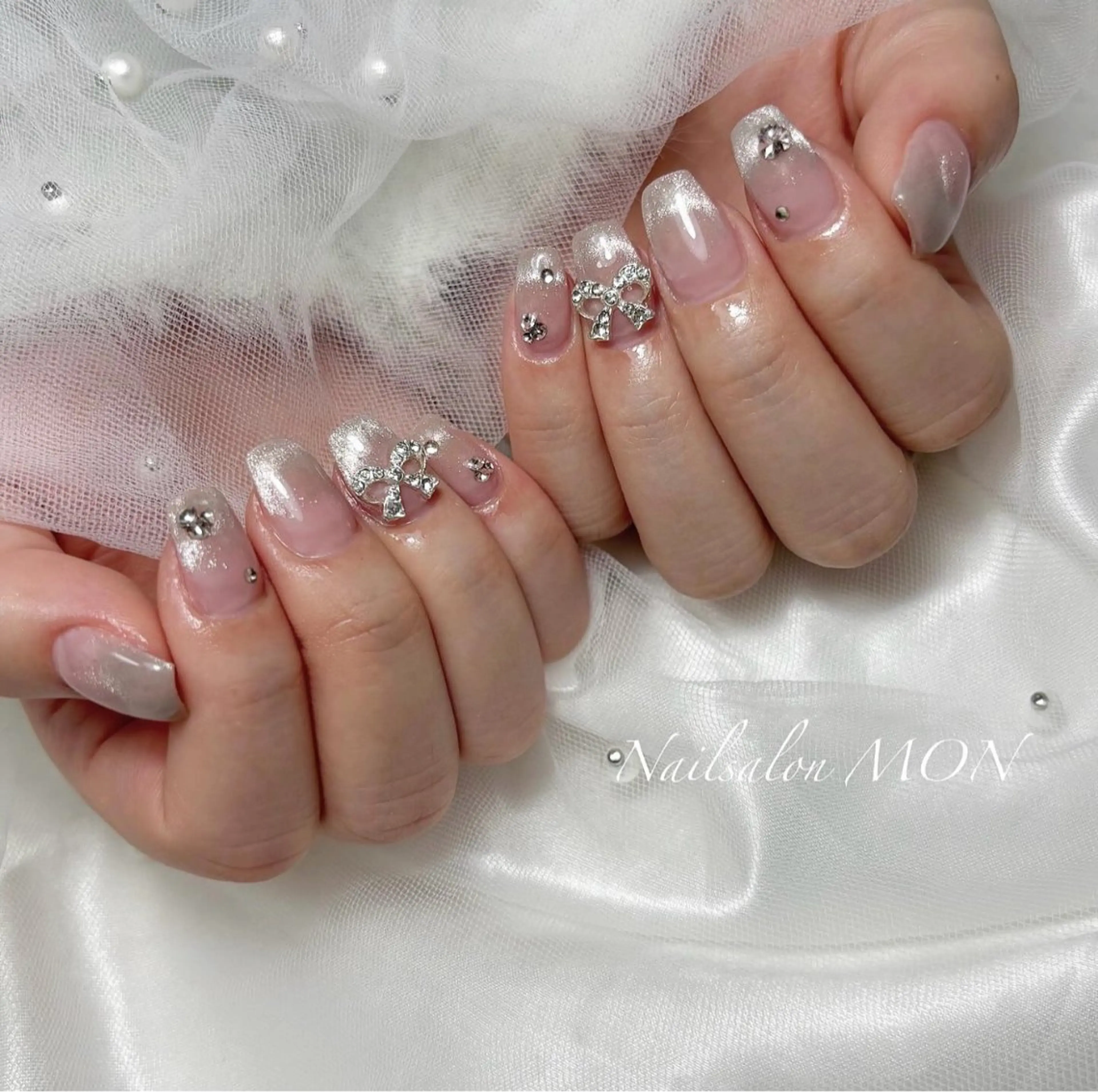 ネイル ストーンネイル ハンドネイル Nailsalon MONのネイルデザイン