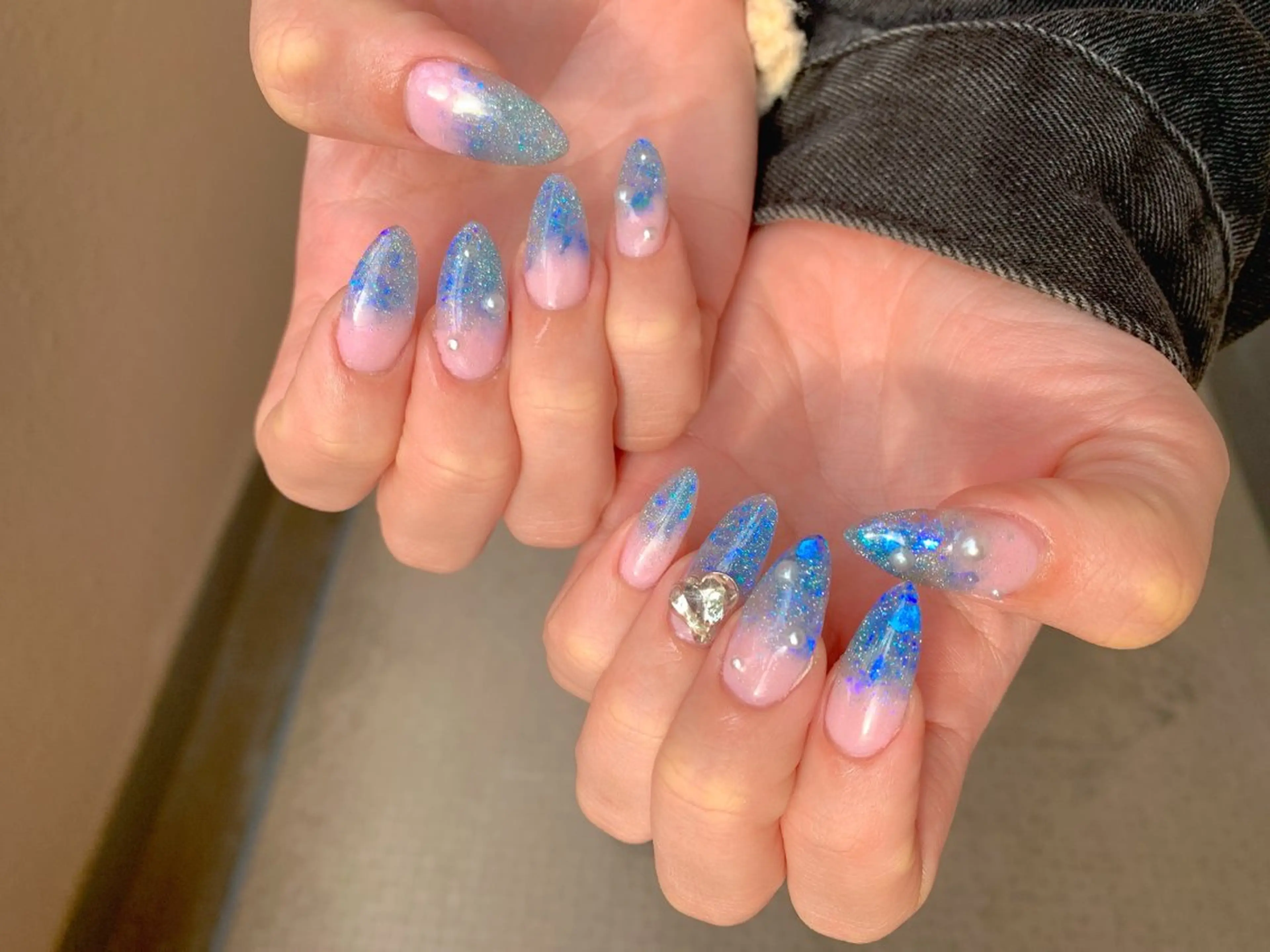 ネイル 高島 夏海のネイルデザイン