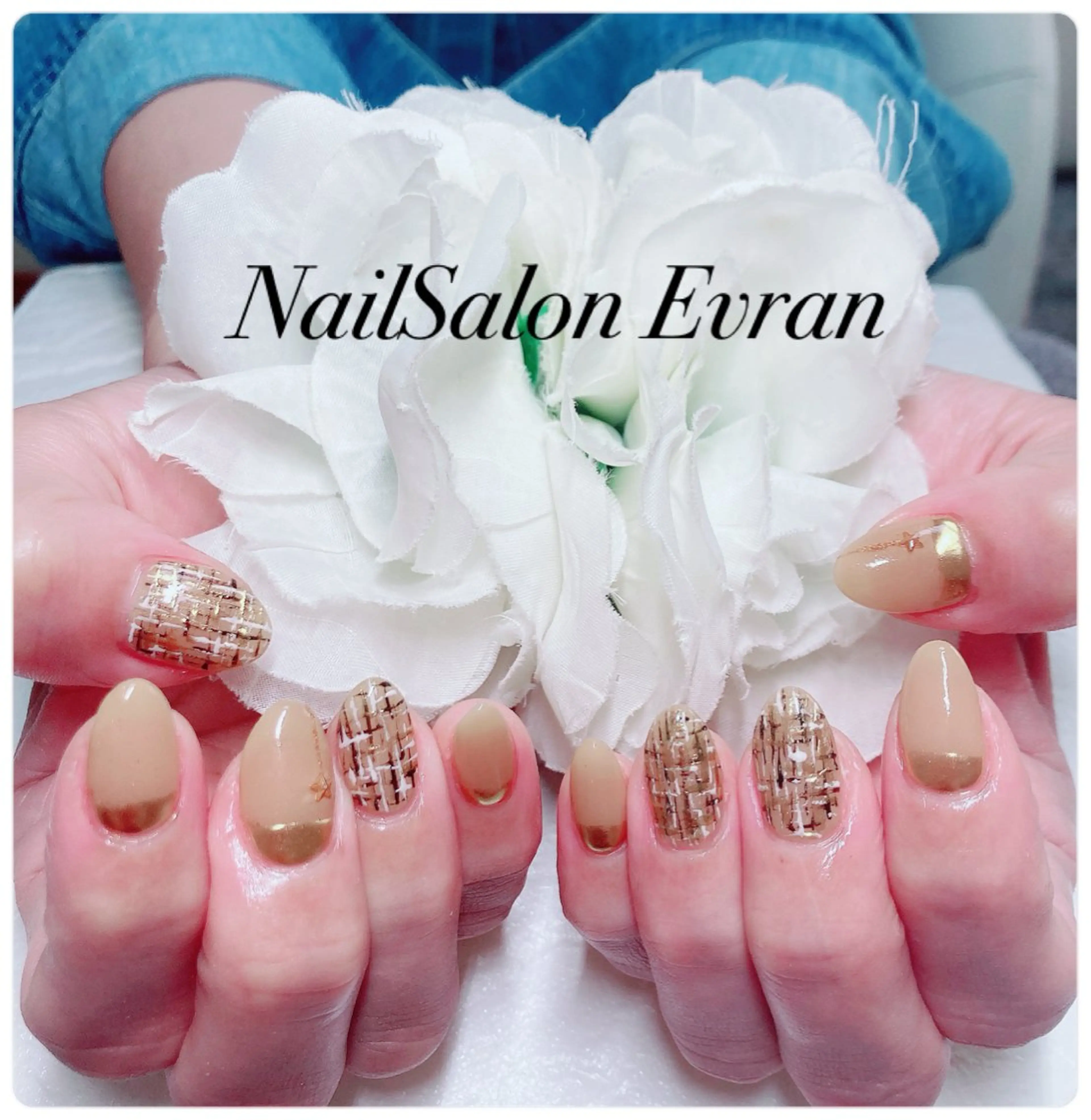 ネイル アートネイル フレンチネイル マグネットネイル 持ち込み ニュアンスネイル Nail salon Evranのネイルデザイン