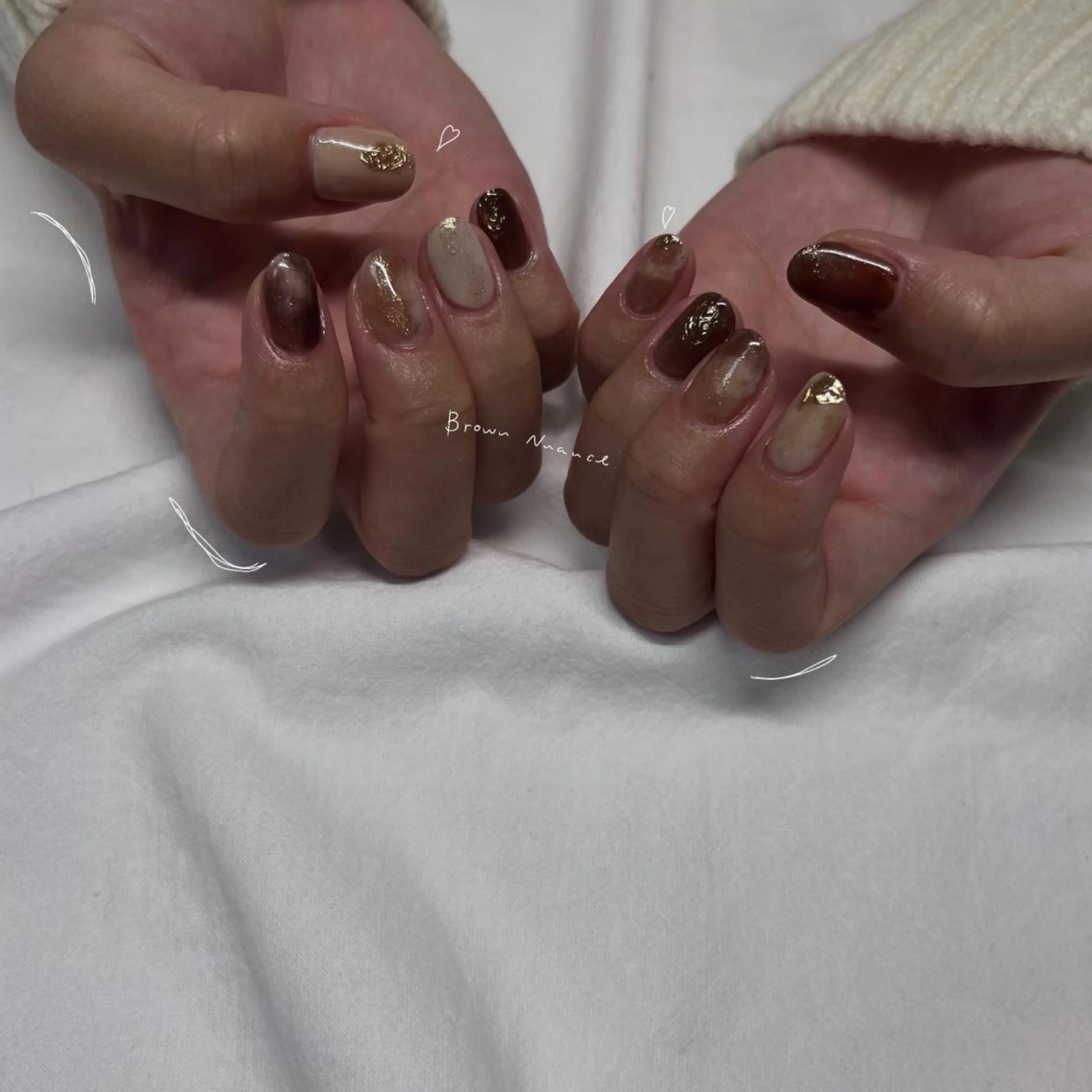 ネイル オーロラネイル ジェルネイル 氷ネイル・うるうるネイル 韓国ネイル マグネットネイル ハンドネイル &. momoのネイルデザイン