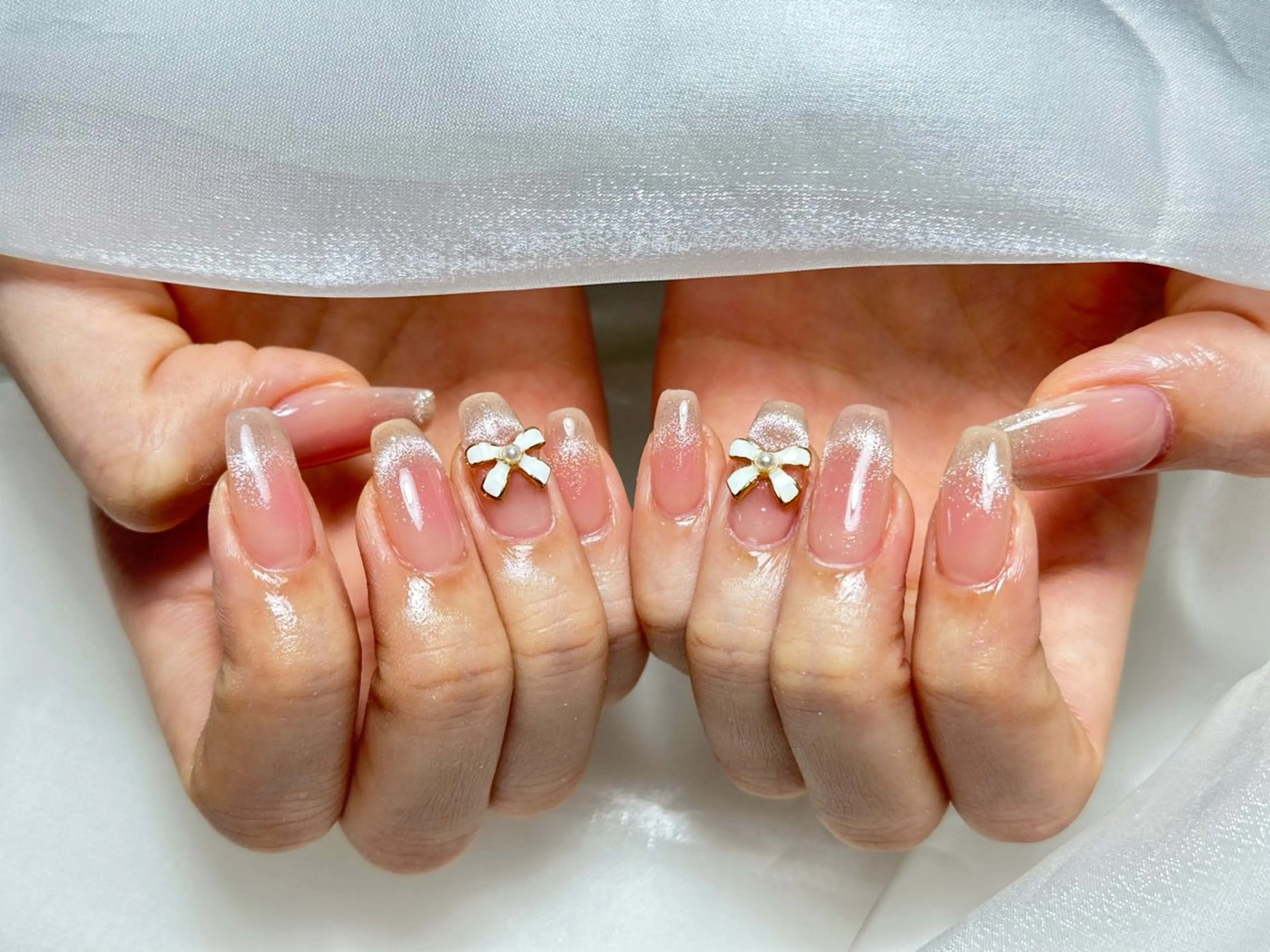 オフ無料🧡❤️チークネイル　+  マグネットフレンチの写真