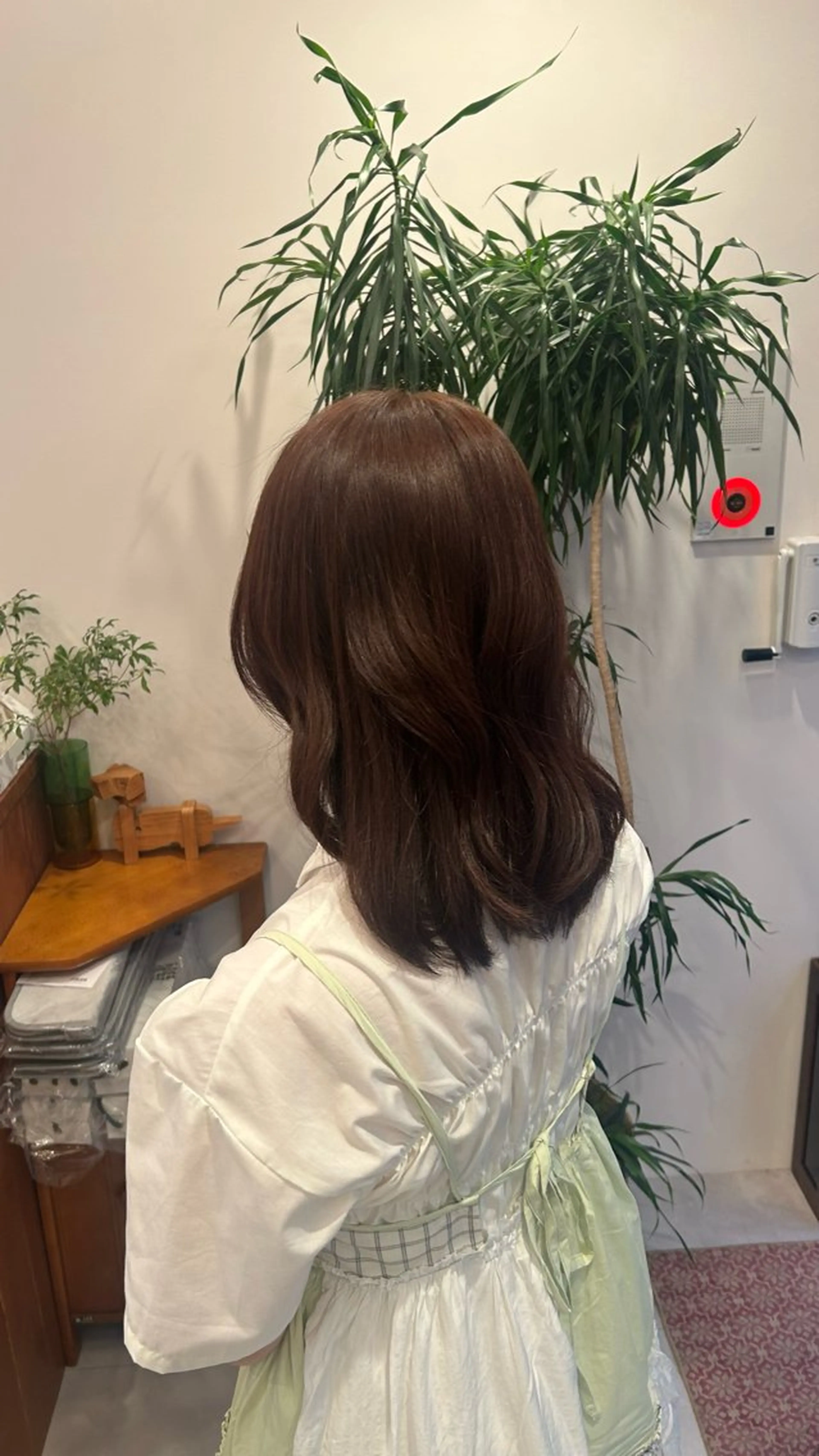 ミディアム ヘアカラー リンネルヘアー所属・池田 味優のヘアスタイル