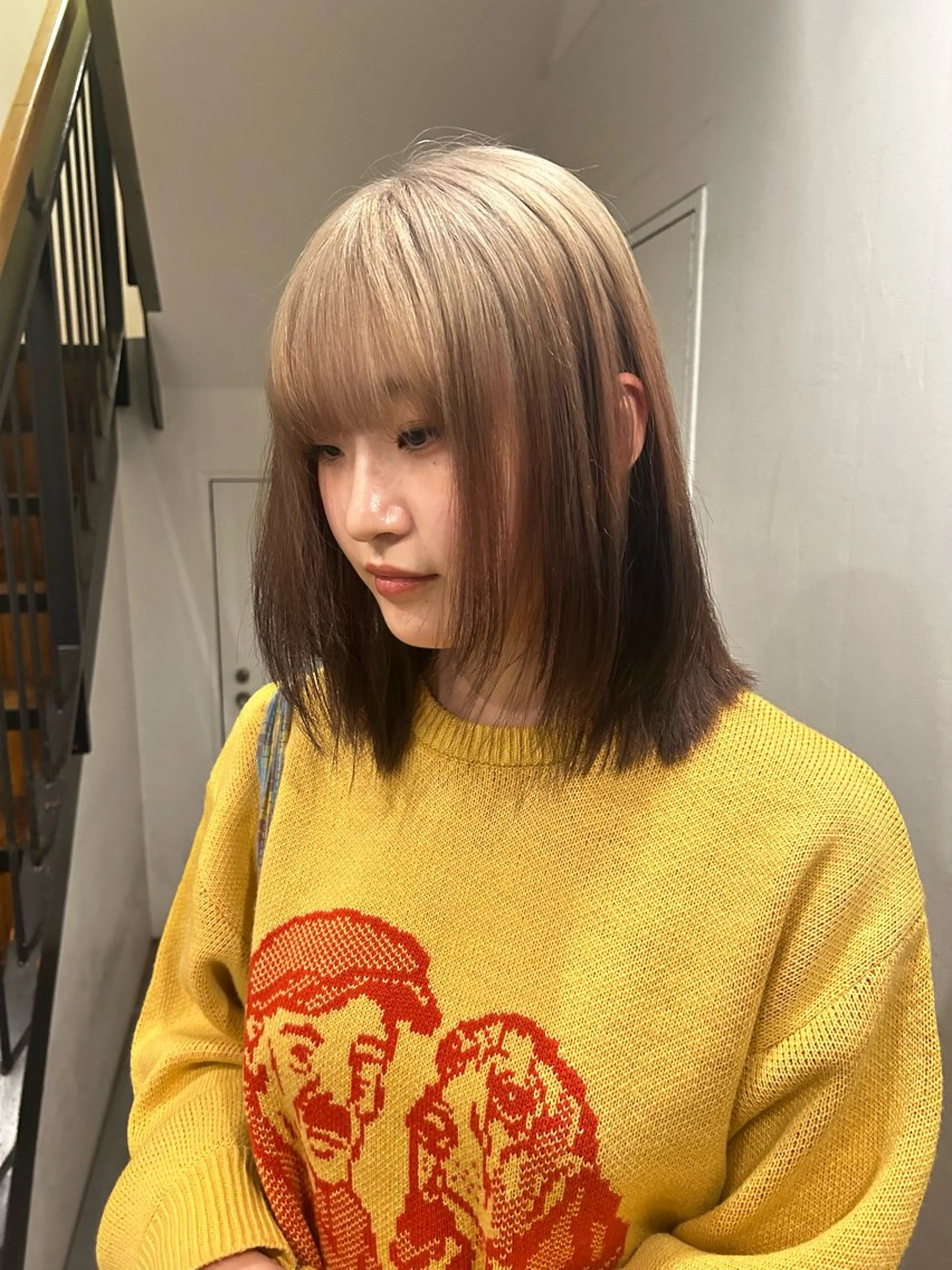 ミディアム カラー カット ヘアカラー トリートメント hen所属・心斎橋/レイヤー/ ブリーチ/モエのヘアスタイル