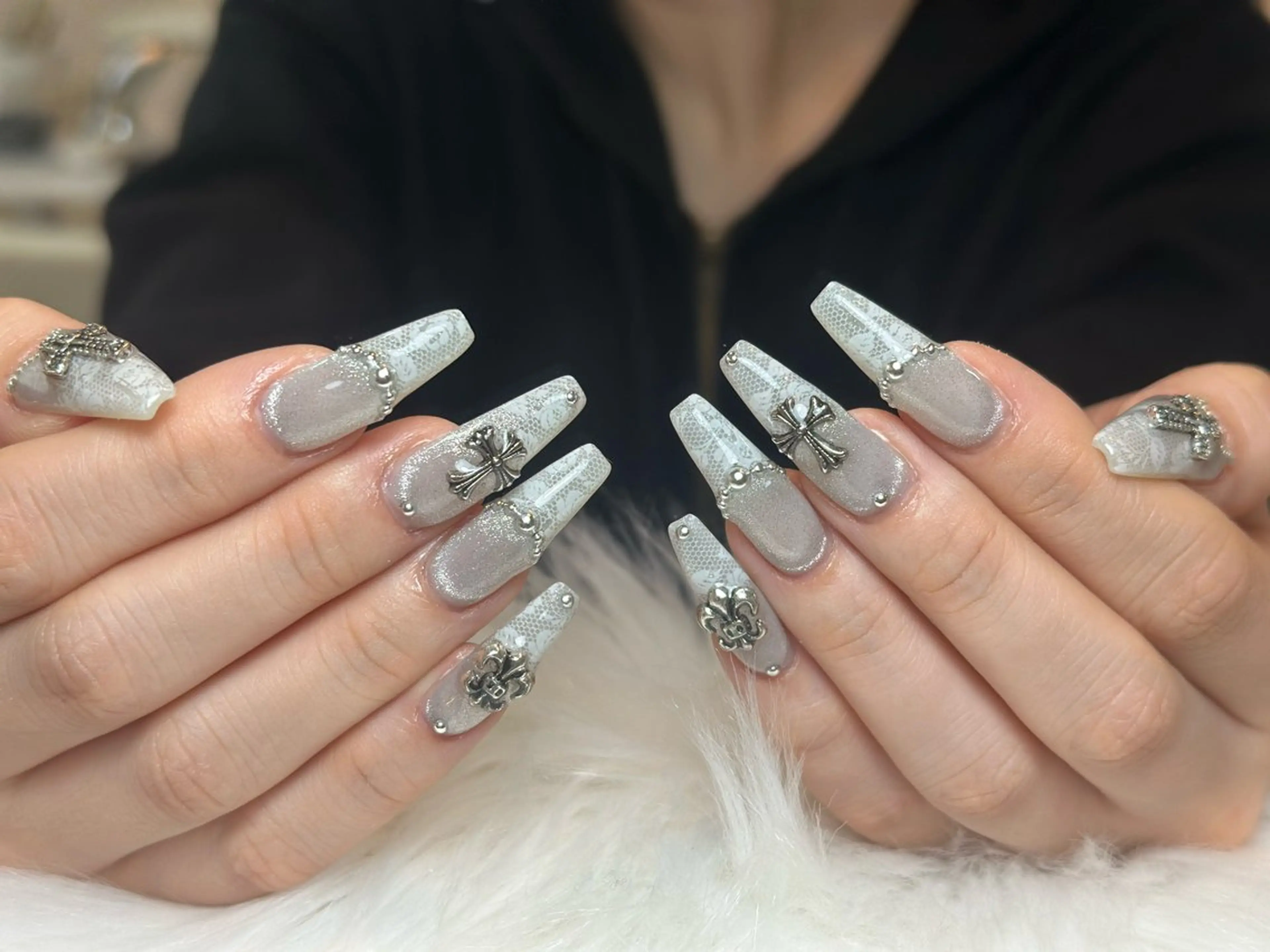 ネイル アートネイル フレンチネイル ジェルネイル キラキラネイル 大理石ネイル(マーブル) ハンドネイル Nienail_ Luxeのネイルデザイン