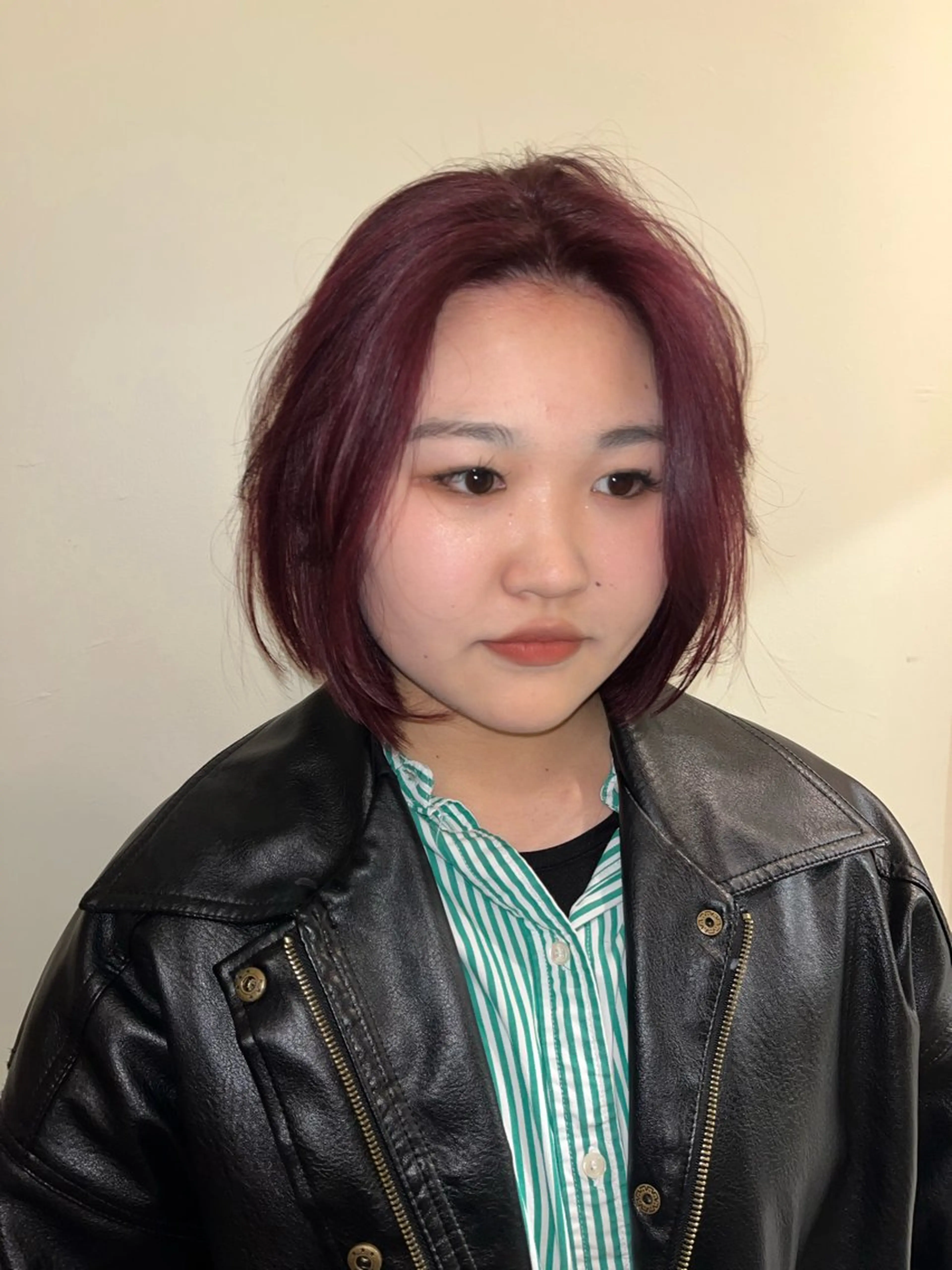 ショート カラー ダブルカラー カット ヘアカラー 🦮shiori アイドルオタク🦮のヘアスタイル