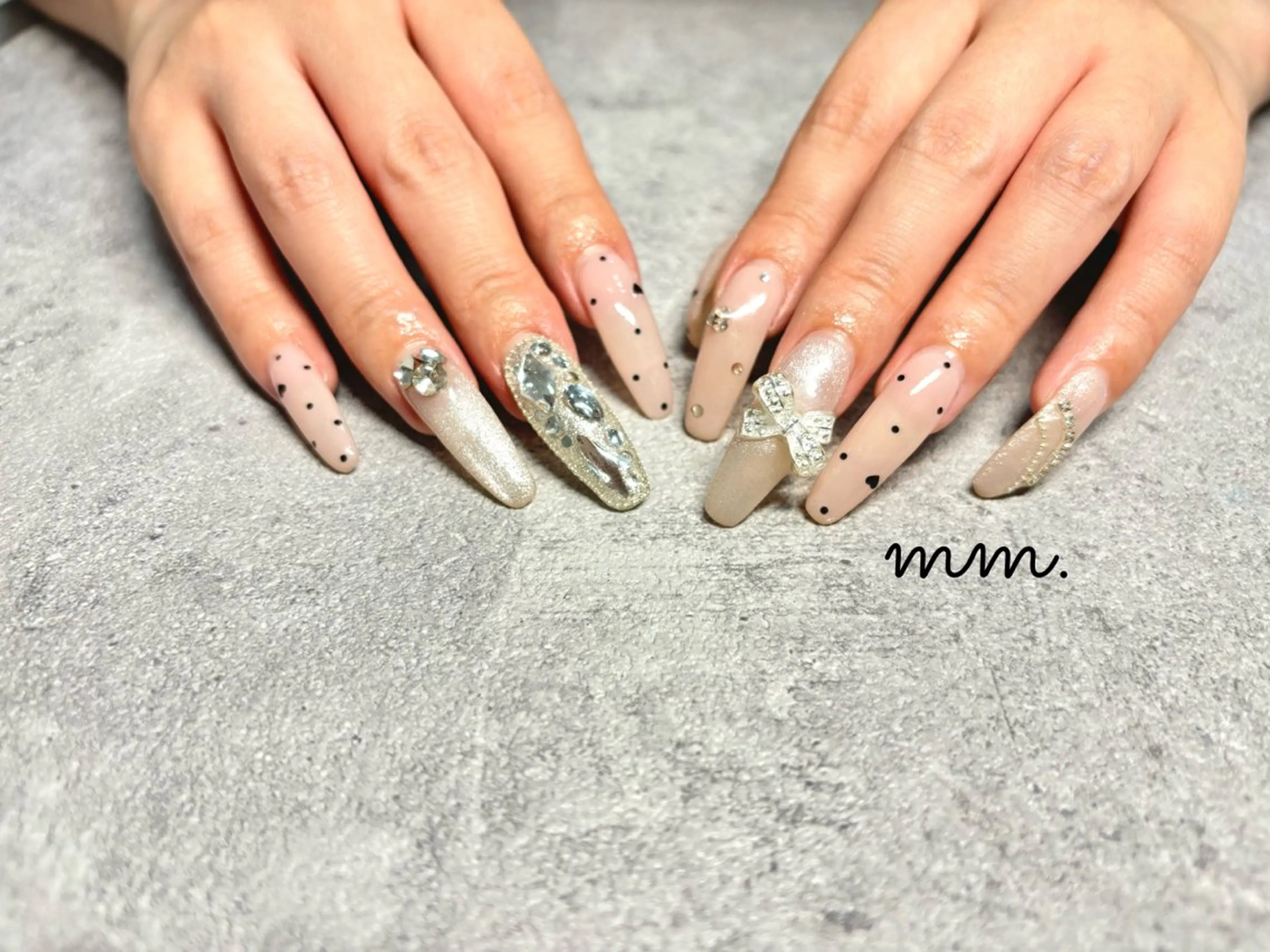 ネイル ドット ハンドネイル mm. ✨Ayuna✨のネイルデザイン