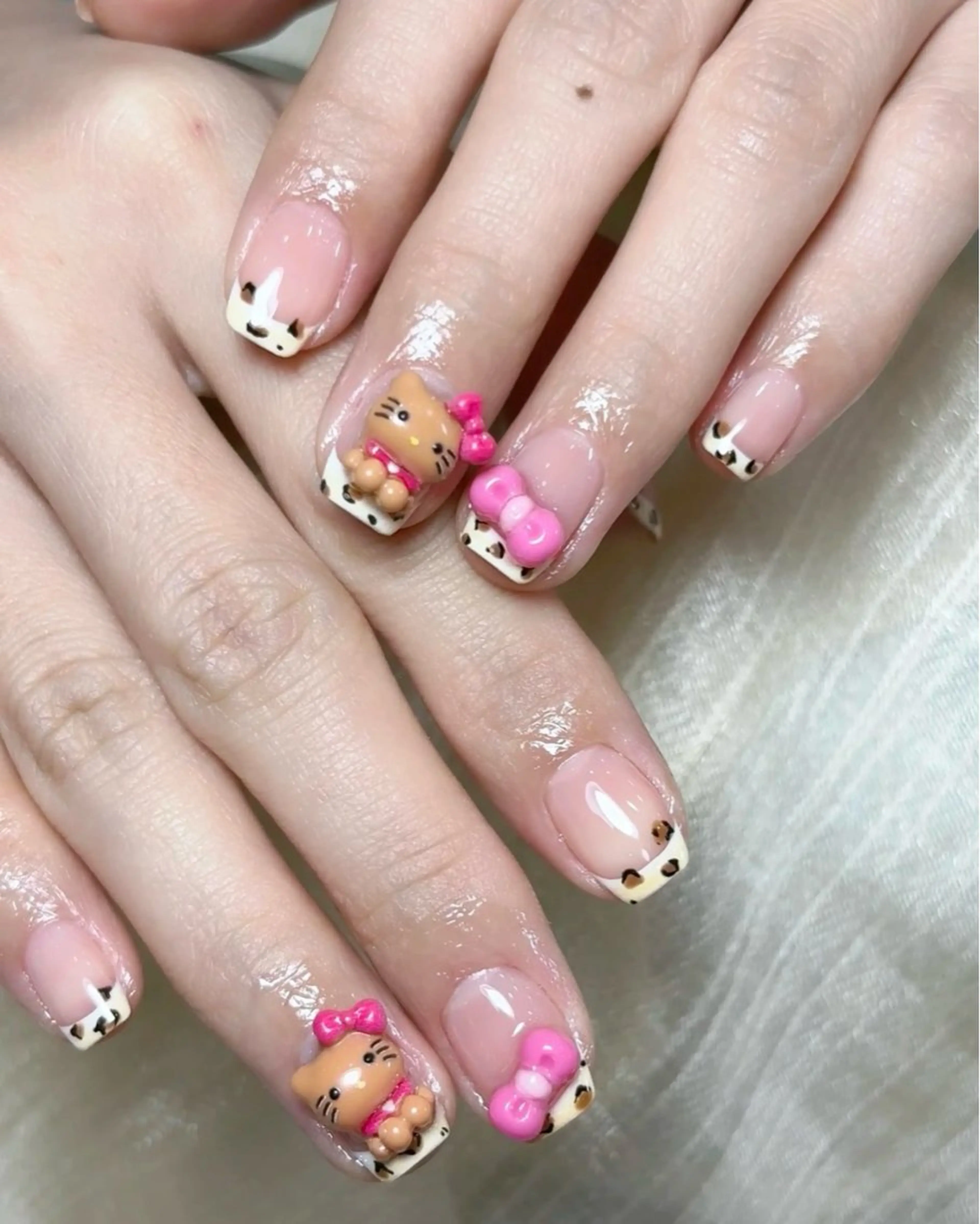 ネイル ハンドネイル 🎀 NaNa_nailのネイルデザイン