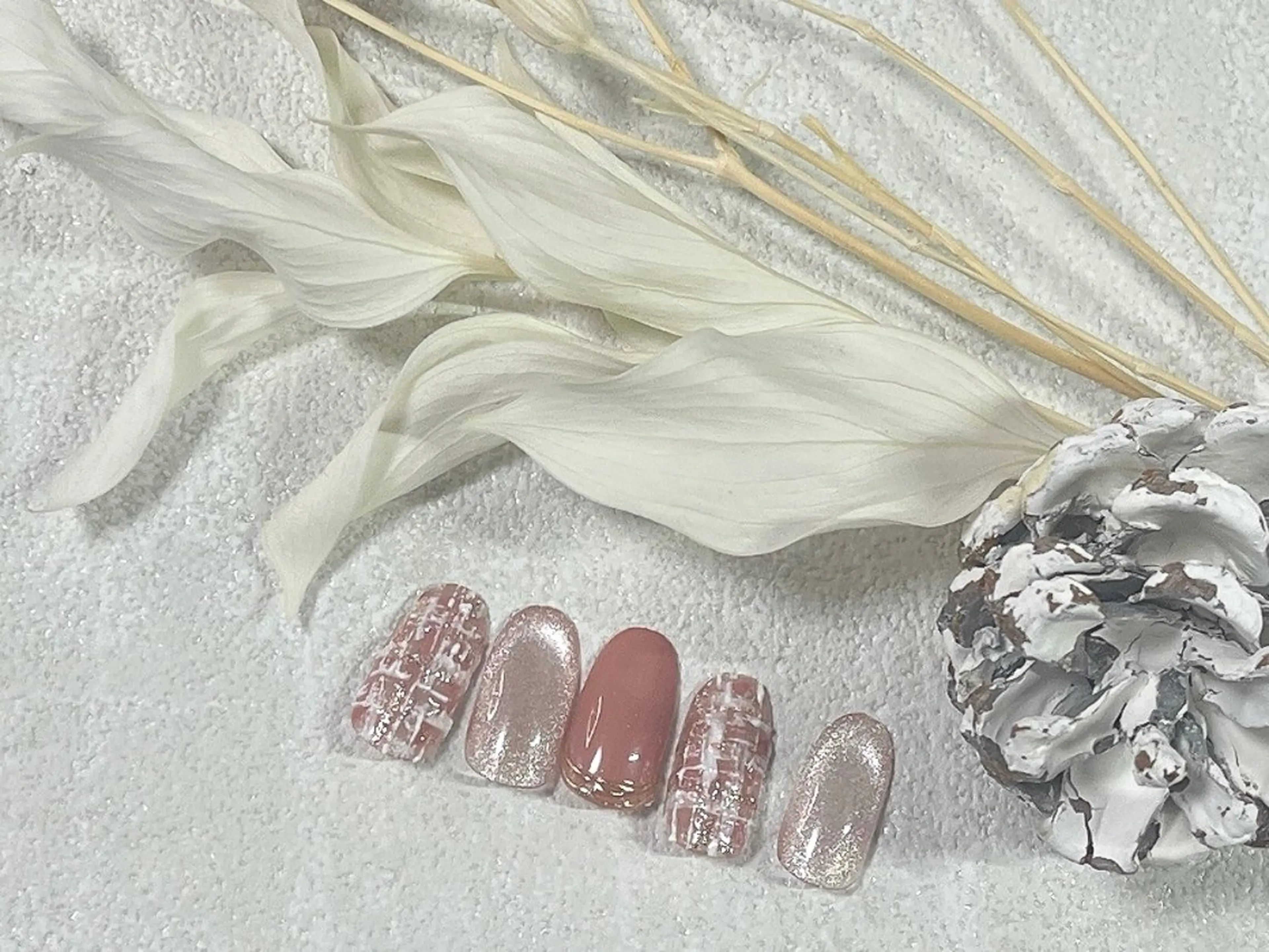 ネイル オーロラネイル フットネイル フレンチネイル ジェルネイル マグネットネイル ハンドネイル kiki nail 二子玉川のネイルデザイン