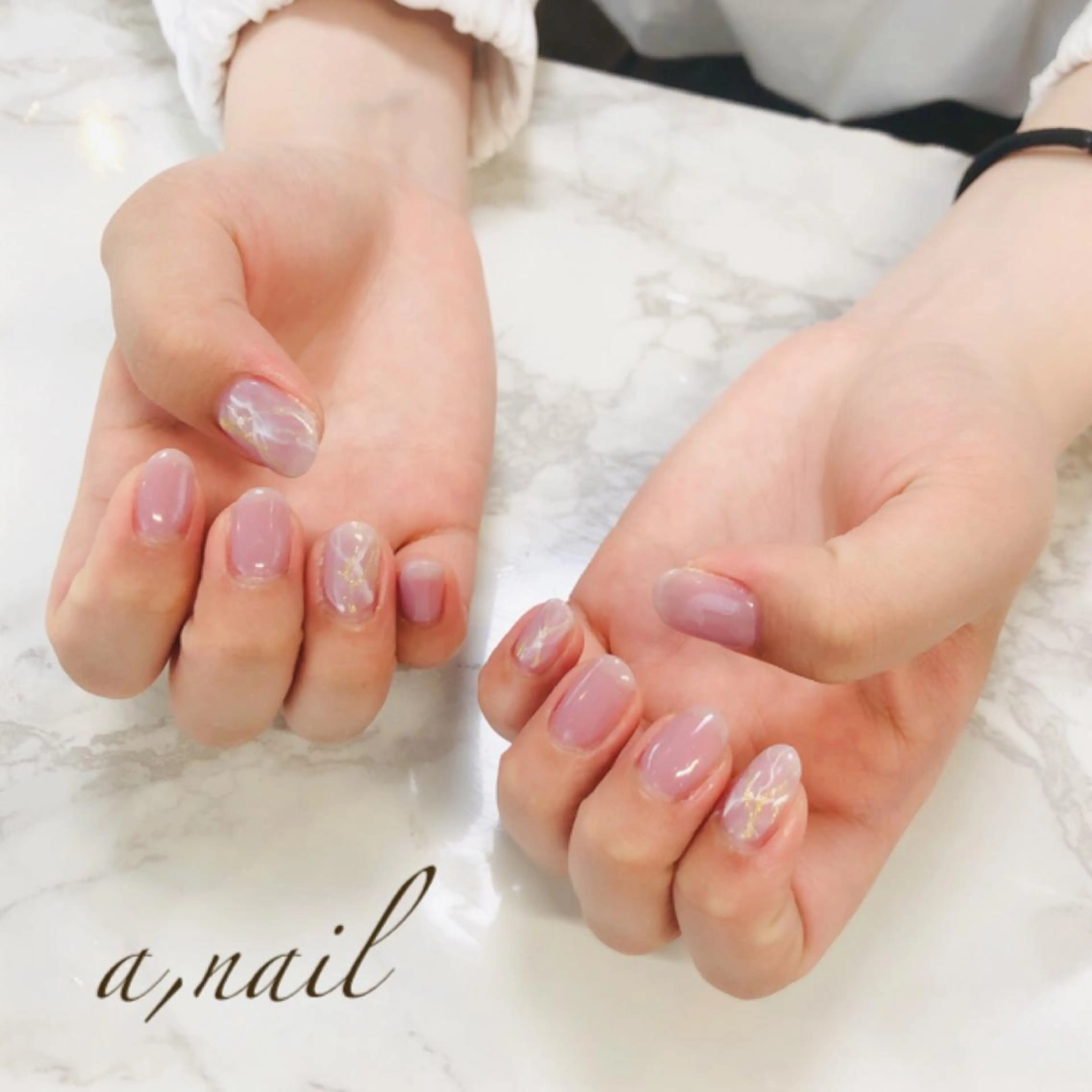 ネイル フットネイル ジェルネイル グラデーション ラメ(グリッター) ラメグラデーション ハンドネイル ネイルサロン エーネイルのネイルデザイン