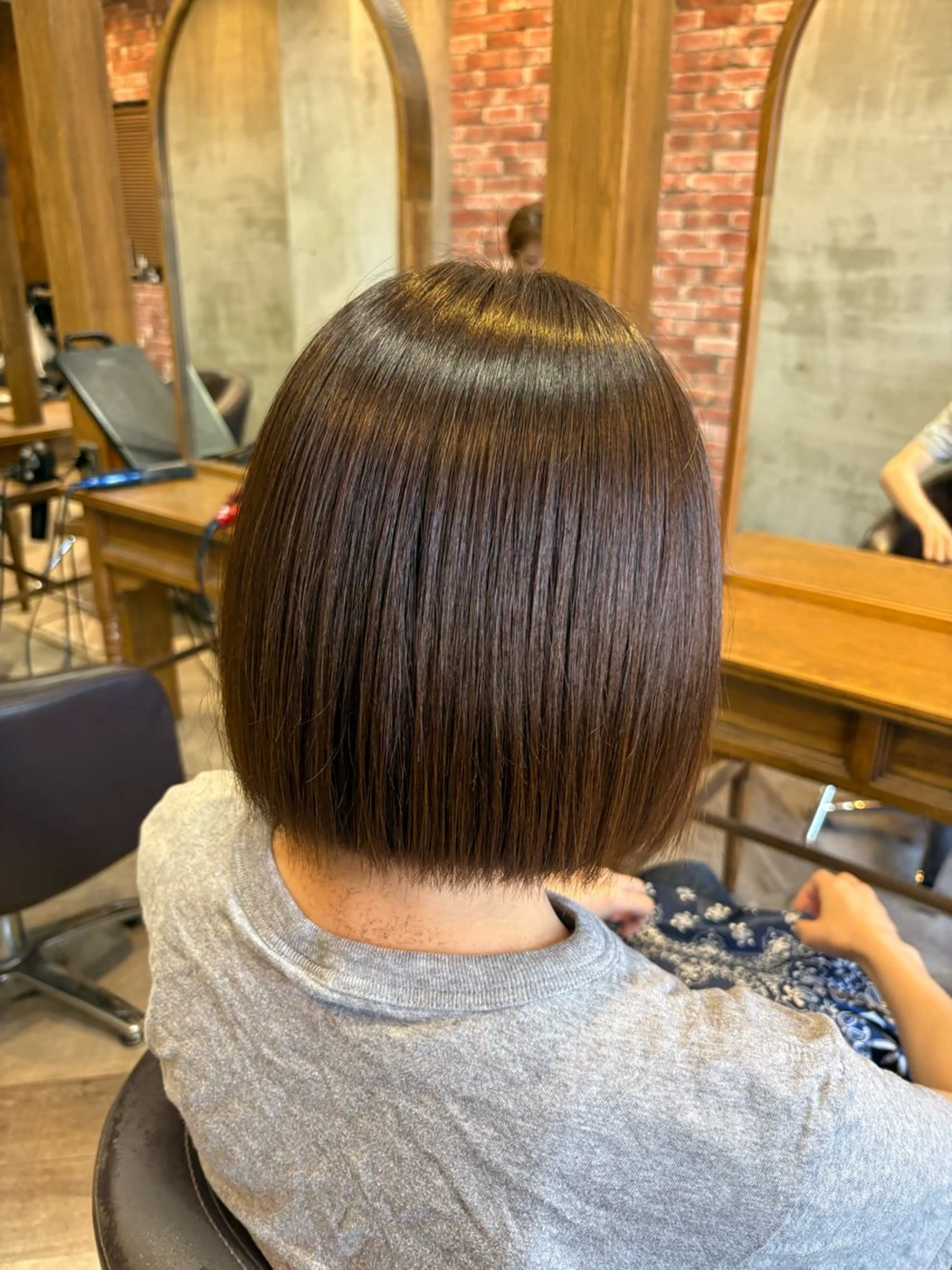 ショート ボブ 縮毛矯正 Cecil hair 岡山駅前店所属・イシダ ユウキのヘアスタイル