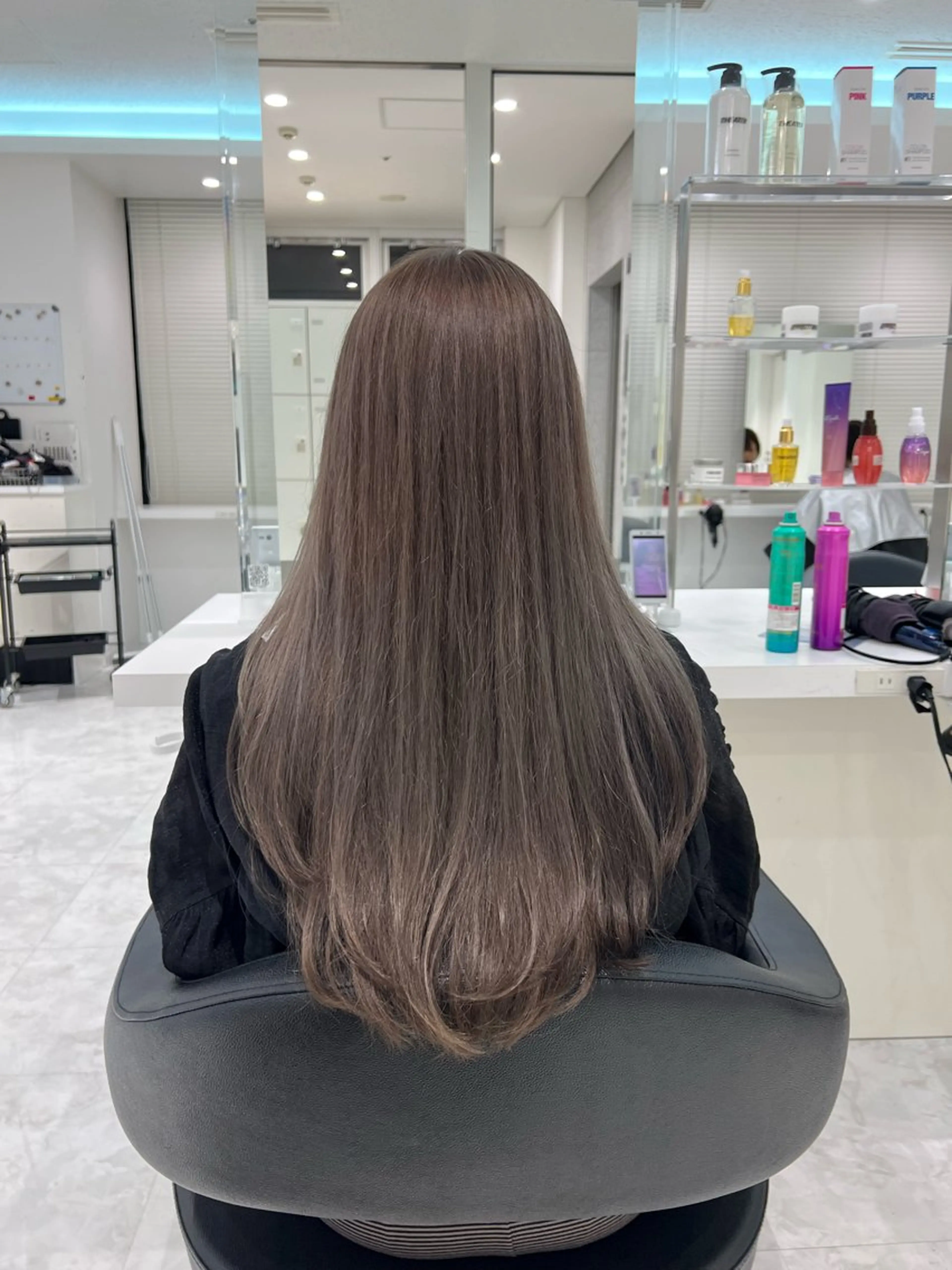 セミロング カラー ヘアカラー トリートメント 艶髪グレージュ特化/ CHIKARAのヘアスタイル