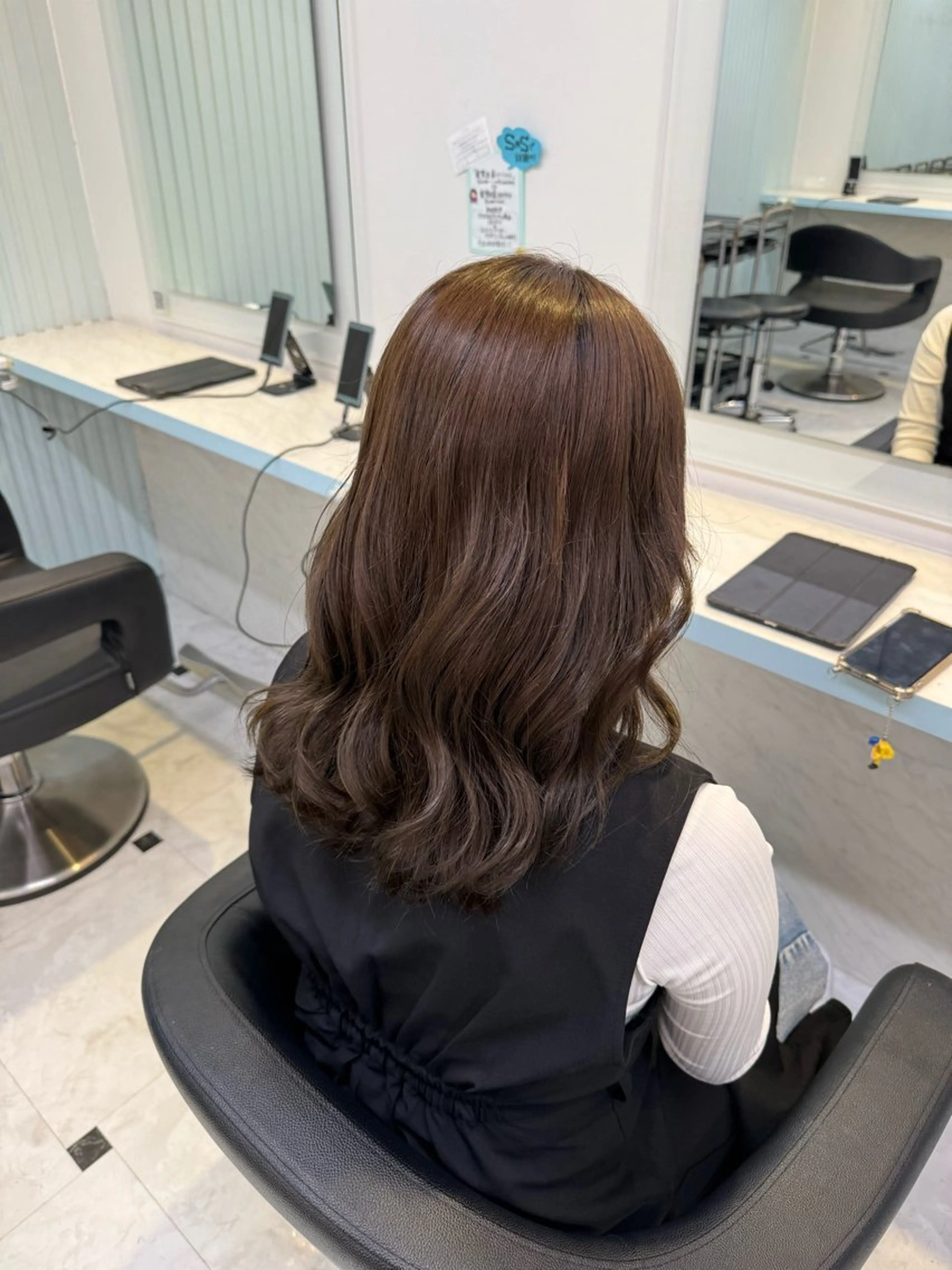 セミロング カット ヘアカラー 🩷モテ髪＆透明感 🩷ミルクティー🩷のヘアスタイル