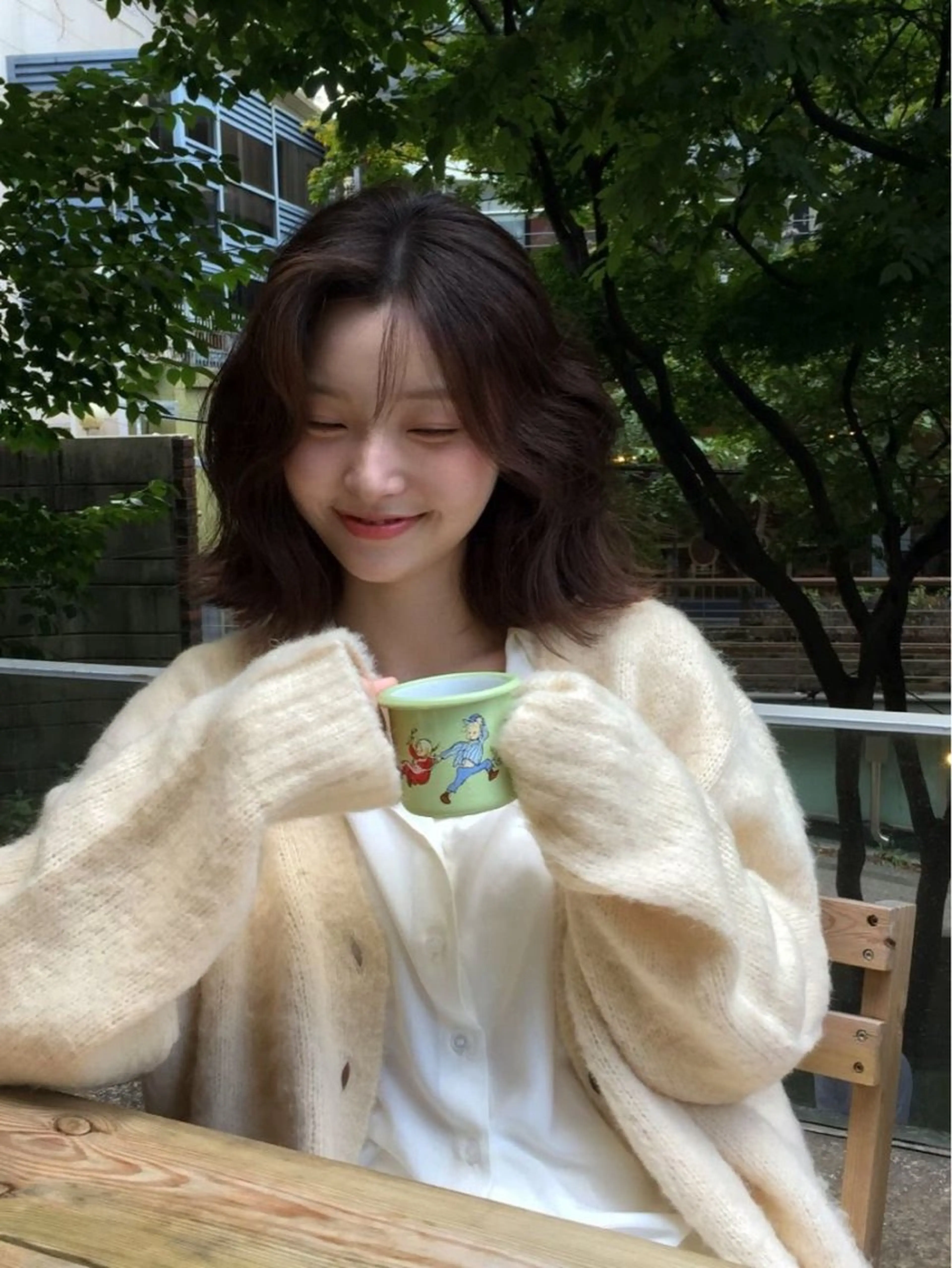 ショート カラー カット ヘアカラー トリートメント 莉乃/縮毛矯正/髪質 改善/艶カラーのヘアスタイル