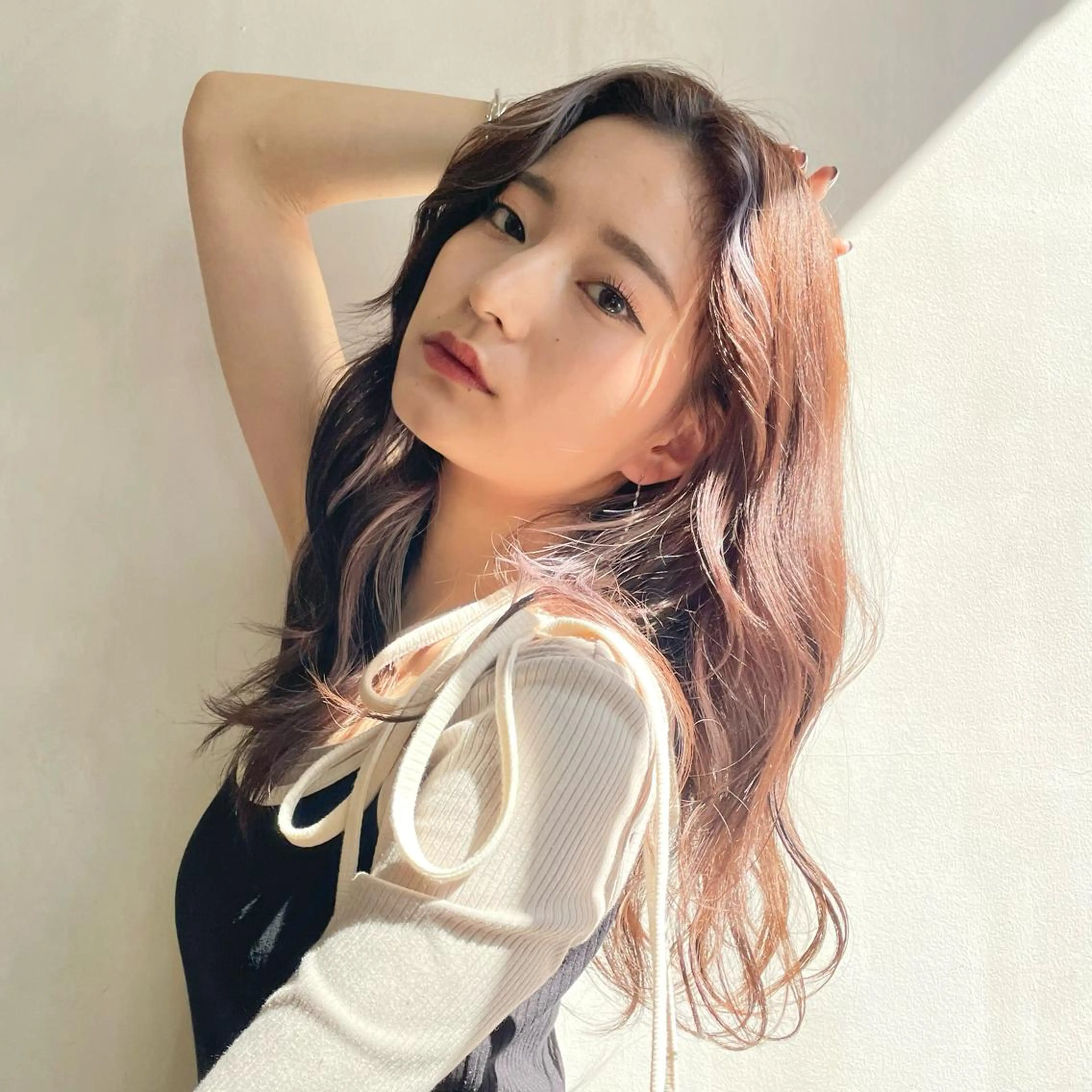 セミロング カラー 韓国𝐻𝑎𝑖𝑟 🇰🇷🖤ジアのヘアスタイル