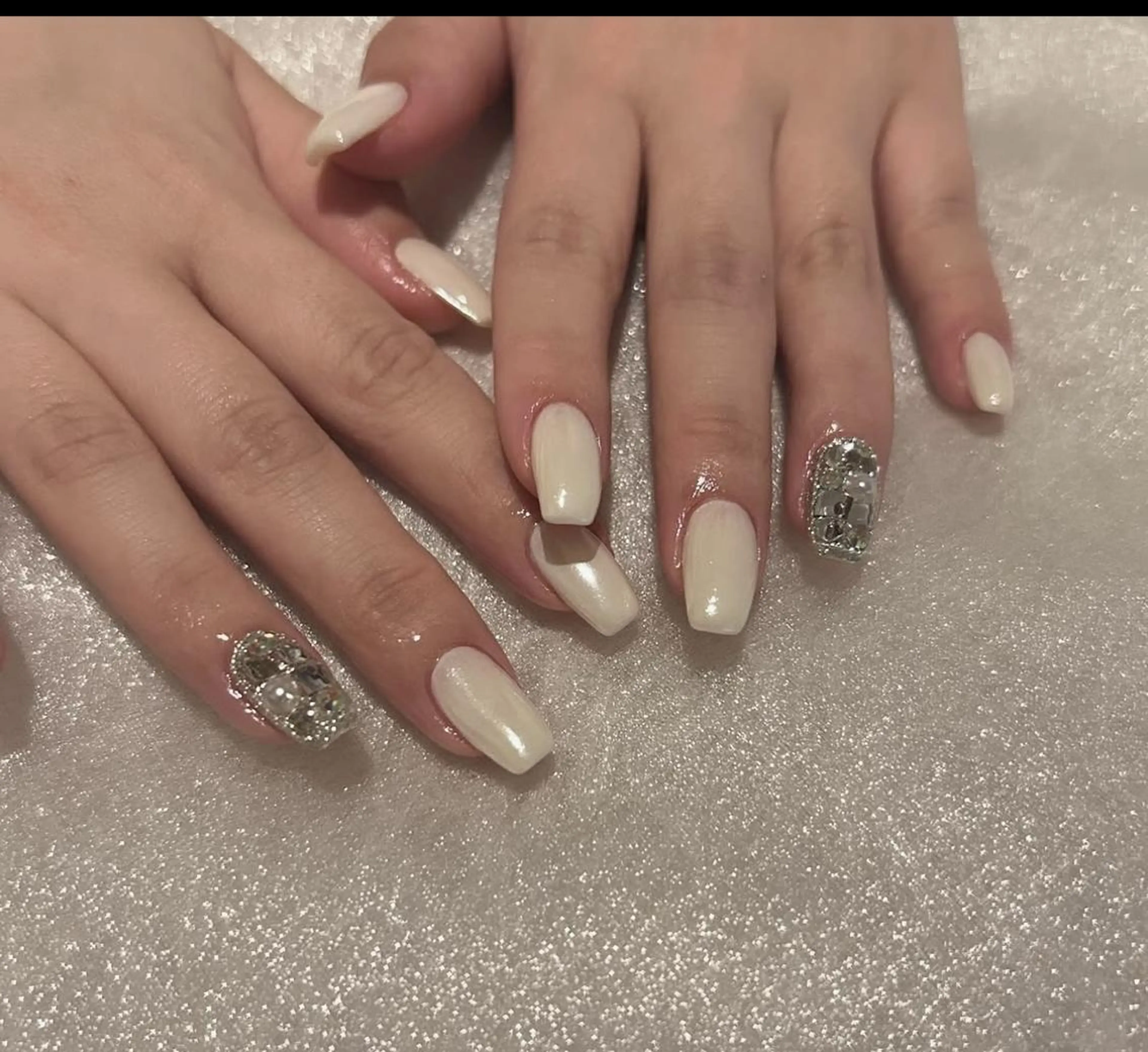 ネイル ハンドネイル EMI ANA.CHUOのネイルデザイン