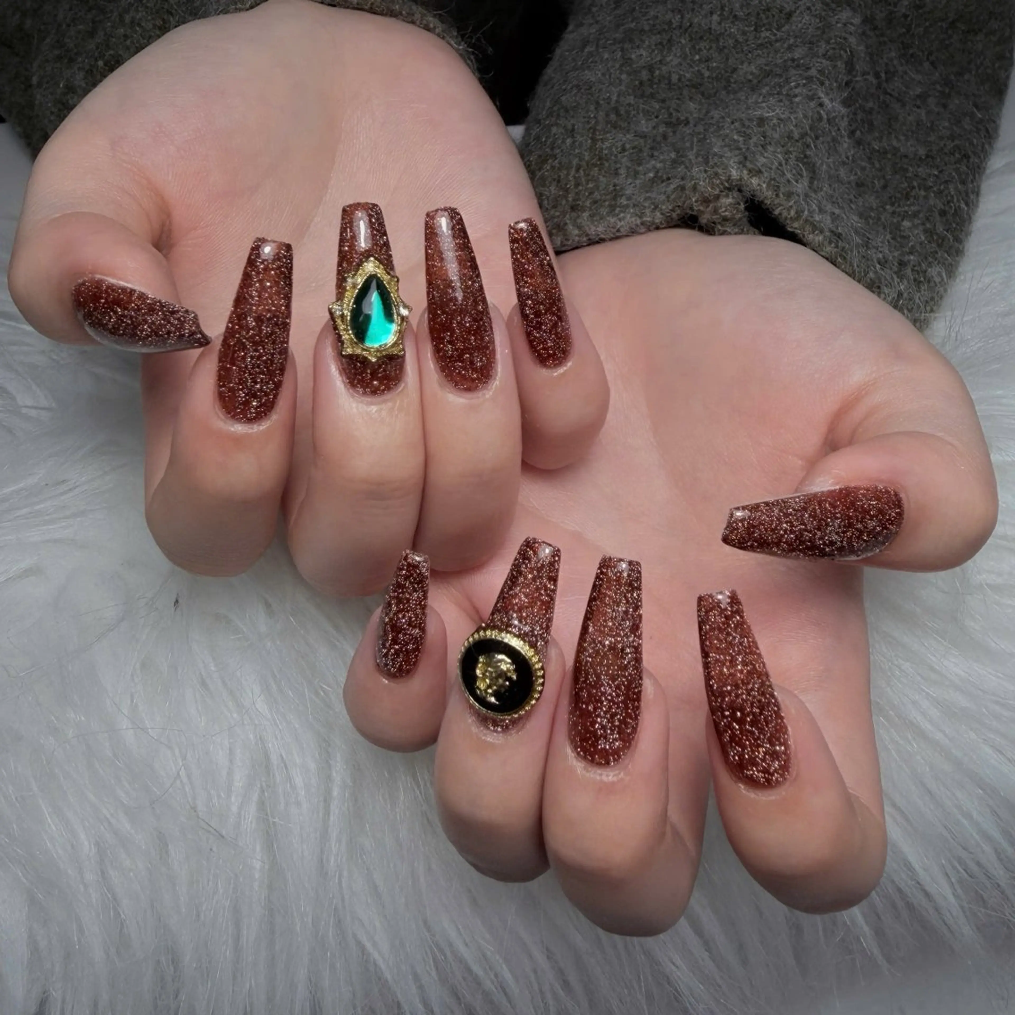 ネイル オーロラネイル 長さ出し フラッシュネイル フレンチネイル ジェルネイル Michi_Nails_Salon所属・Michi Nail Staffのネイルデザイン